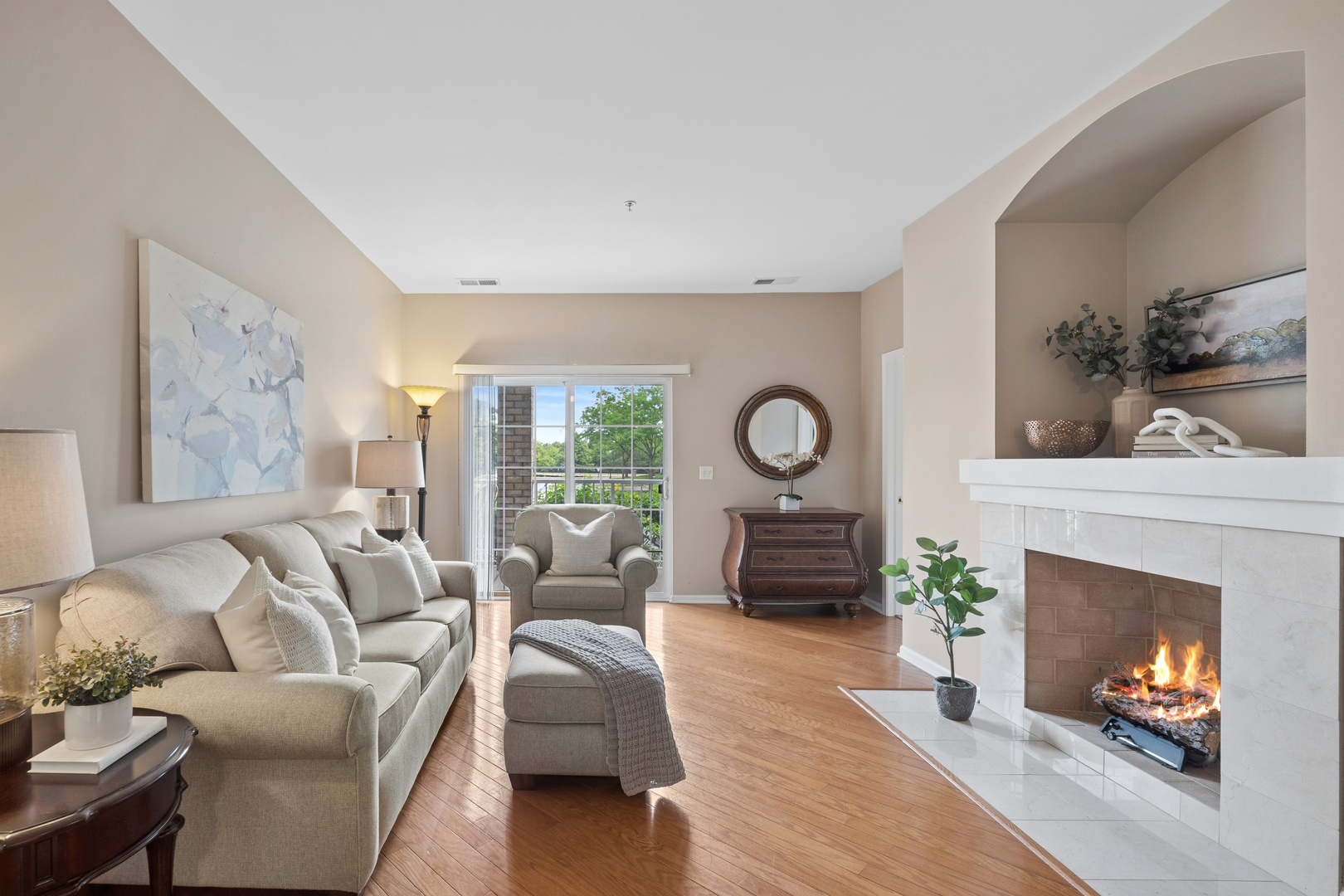 1299 W Lake Street Unit: 102