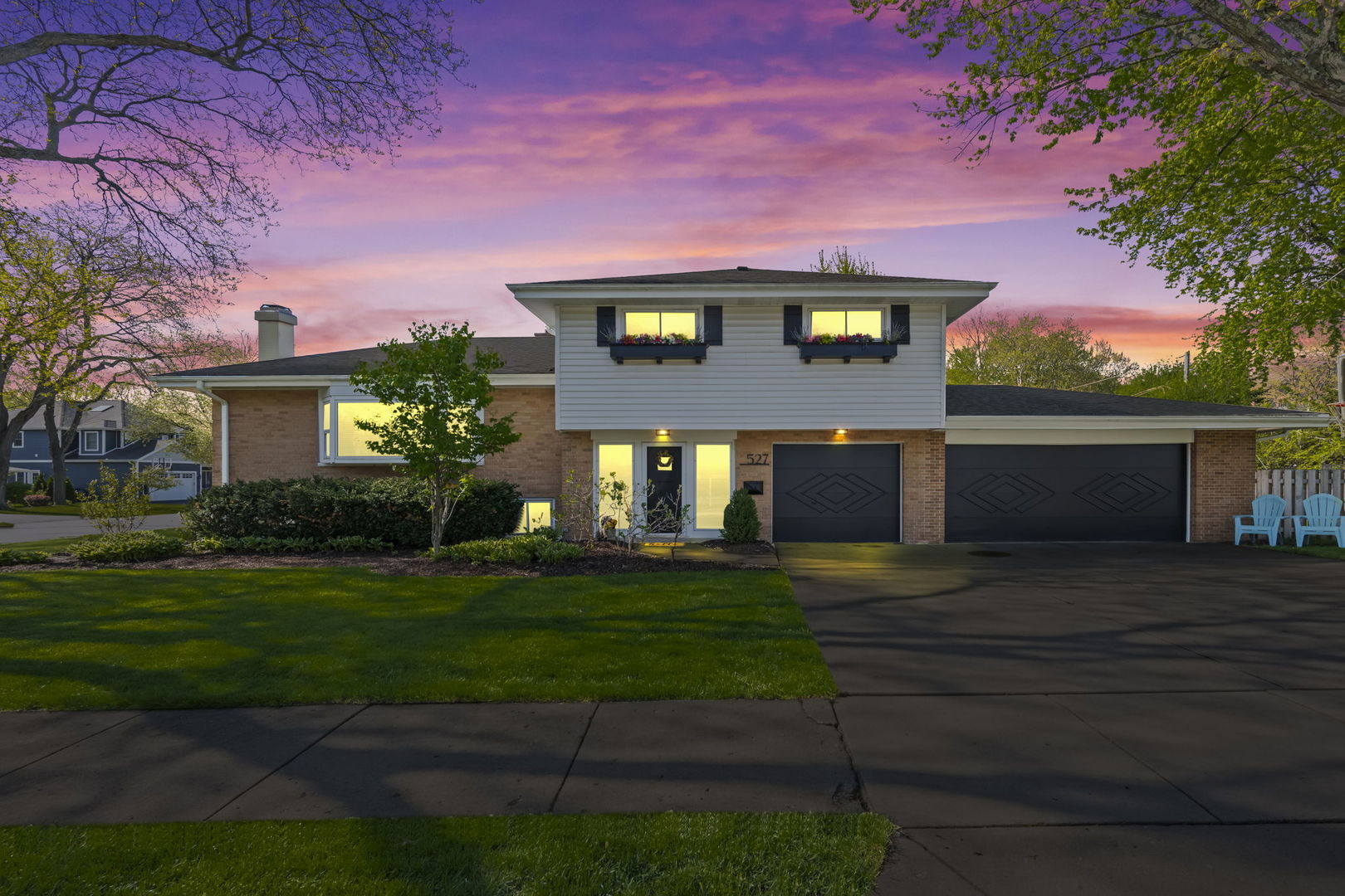 527 CUMNOR Court