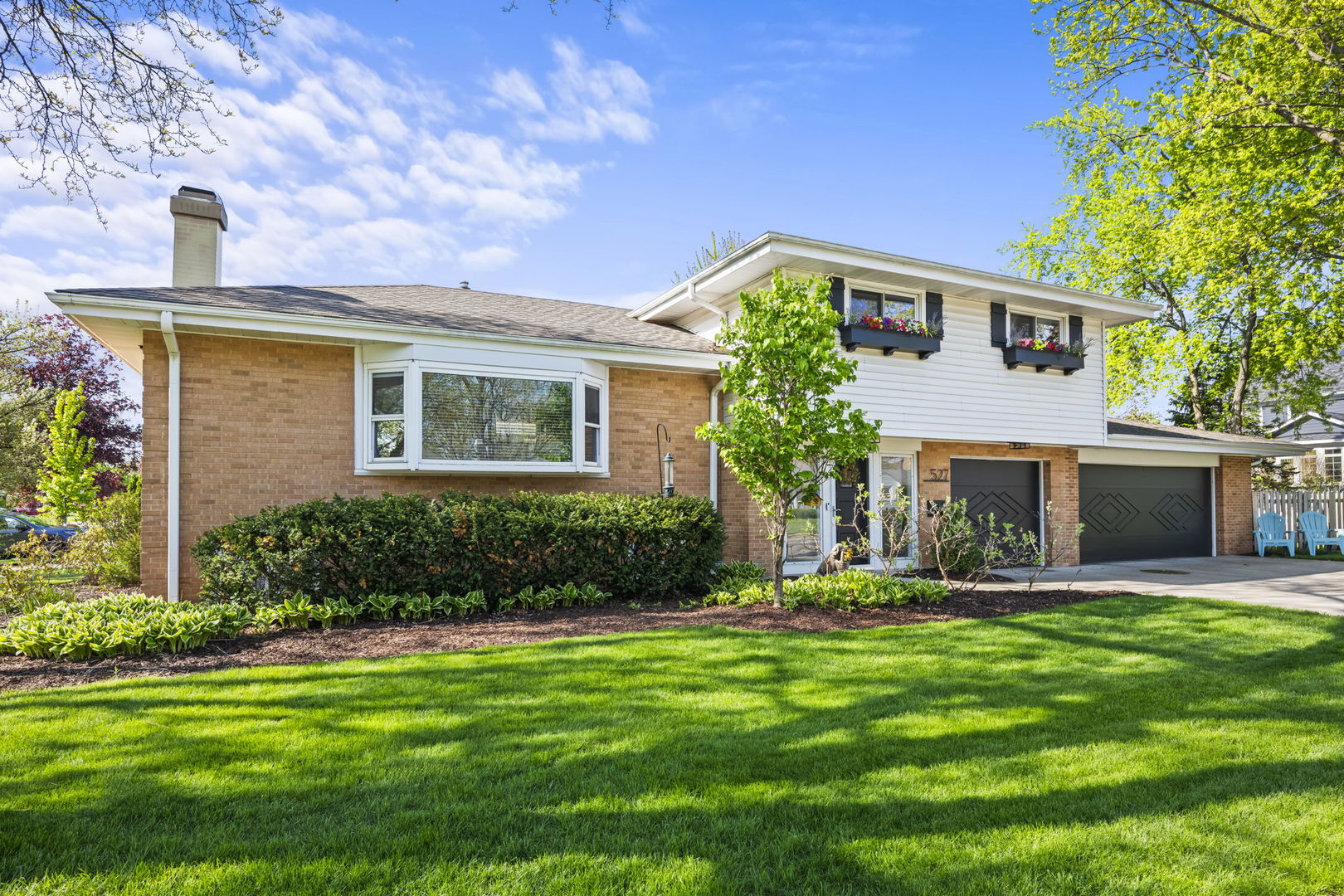 527 CUMNOR Court