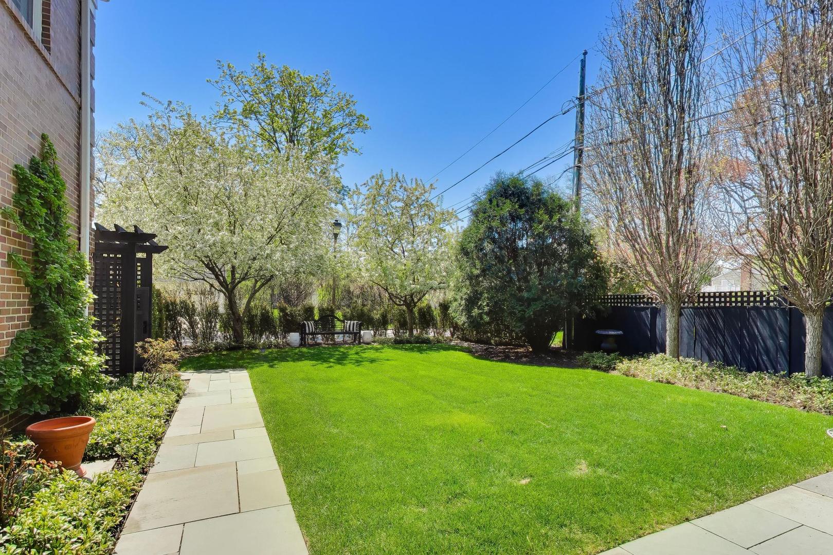 516 E Fairview Street