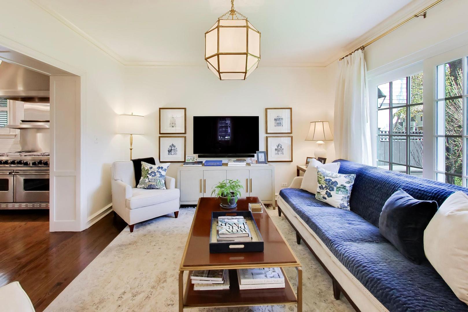 516 E Fairview Street