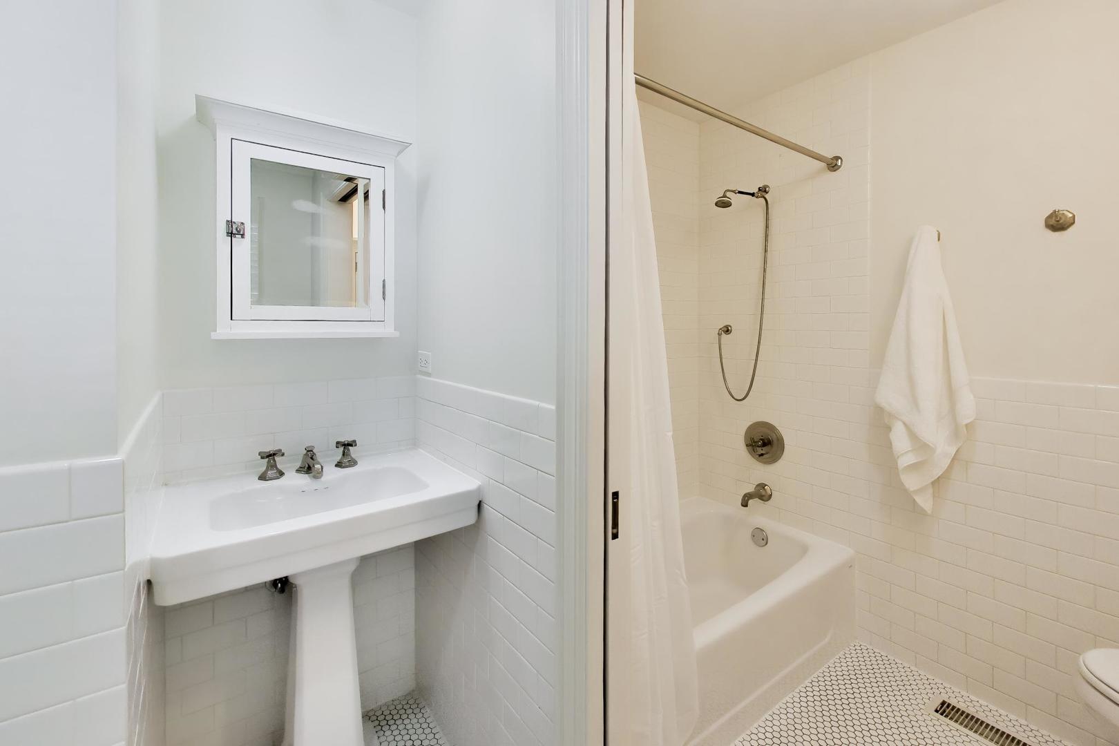 516 E Fairview Street