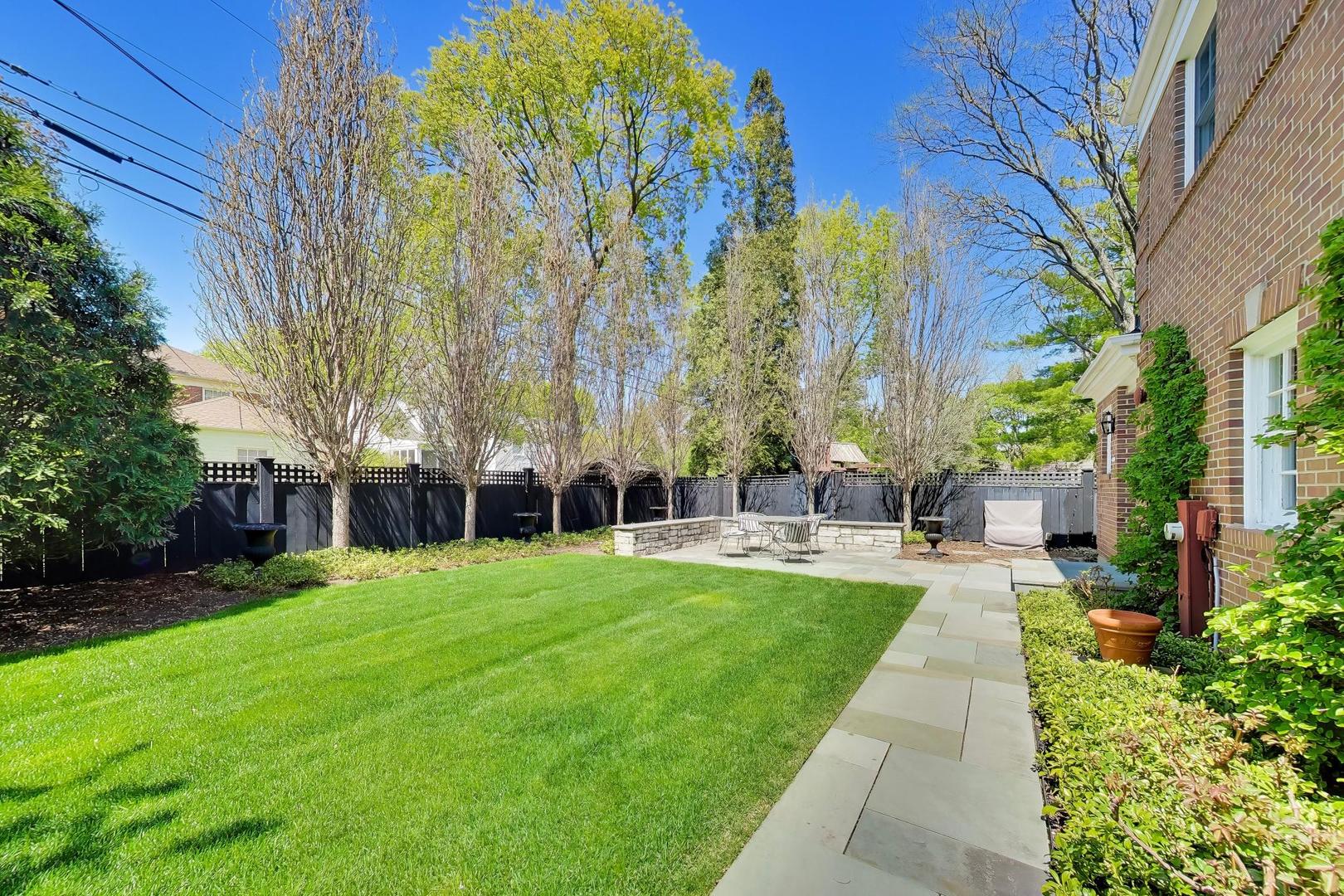 516 E Fairview Street