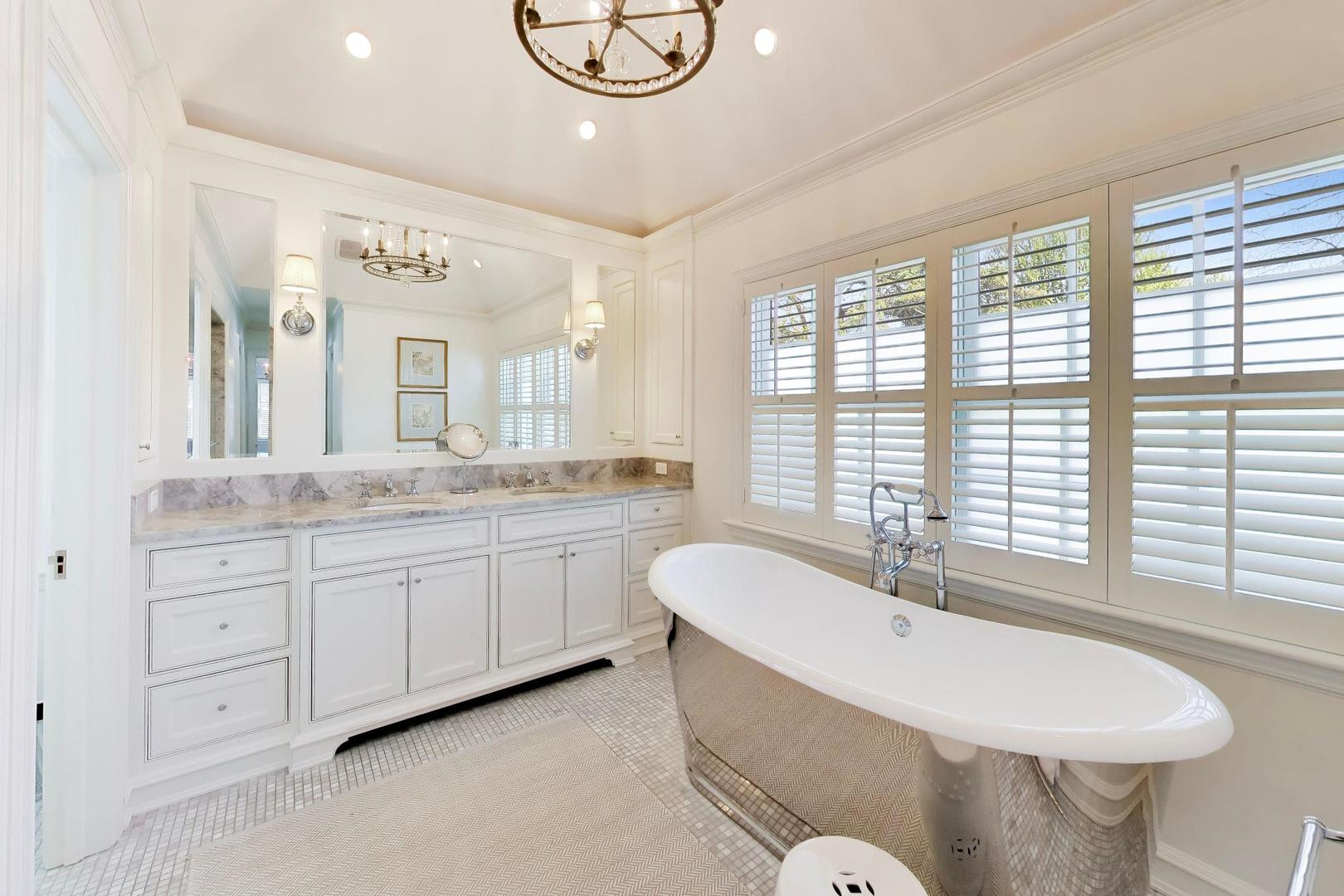 516 E Fairview Street