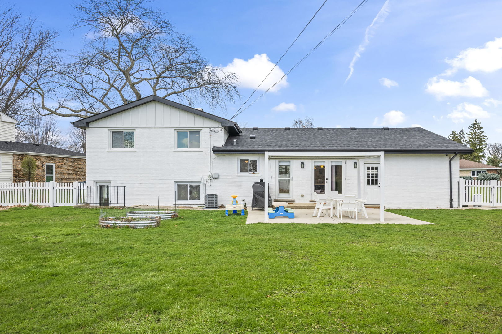 671 Hazel Court