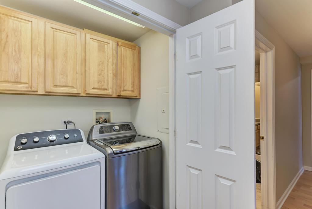 601 W Rand Road Unit: 106