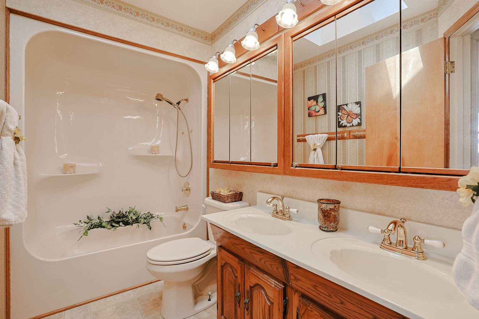 1057 Cedar Lane