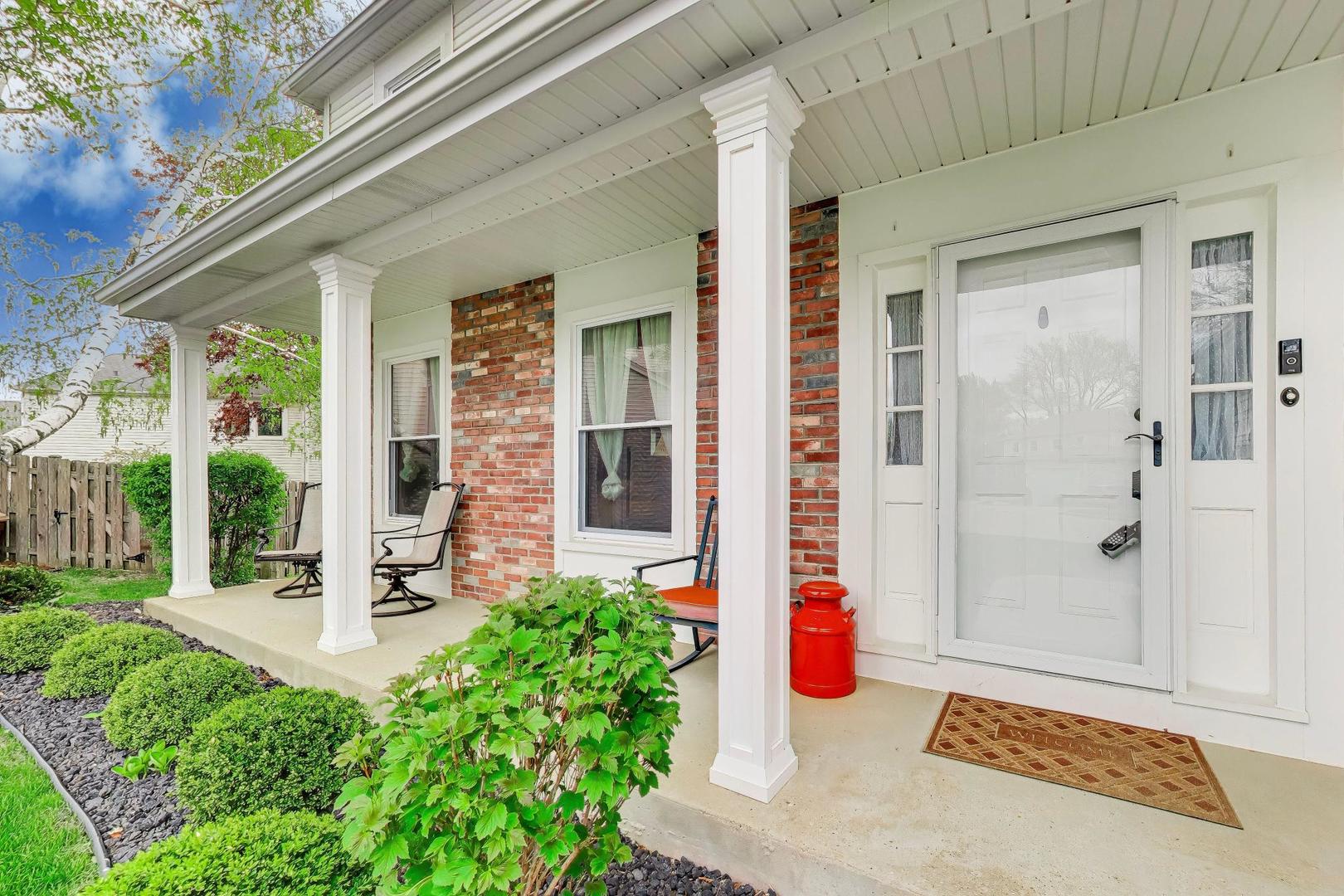 879 Saybrook Lane