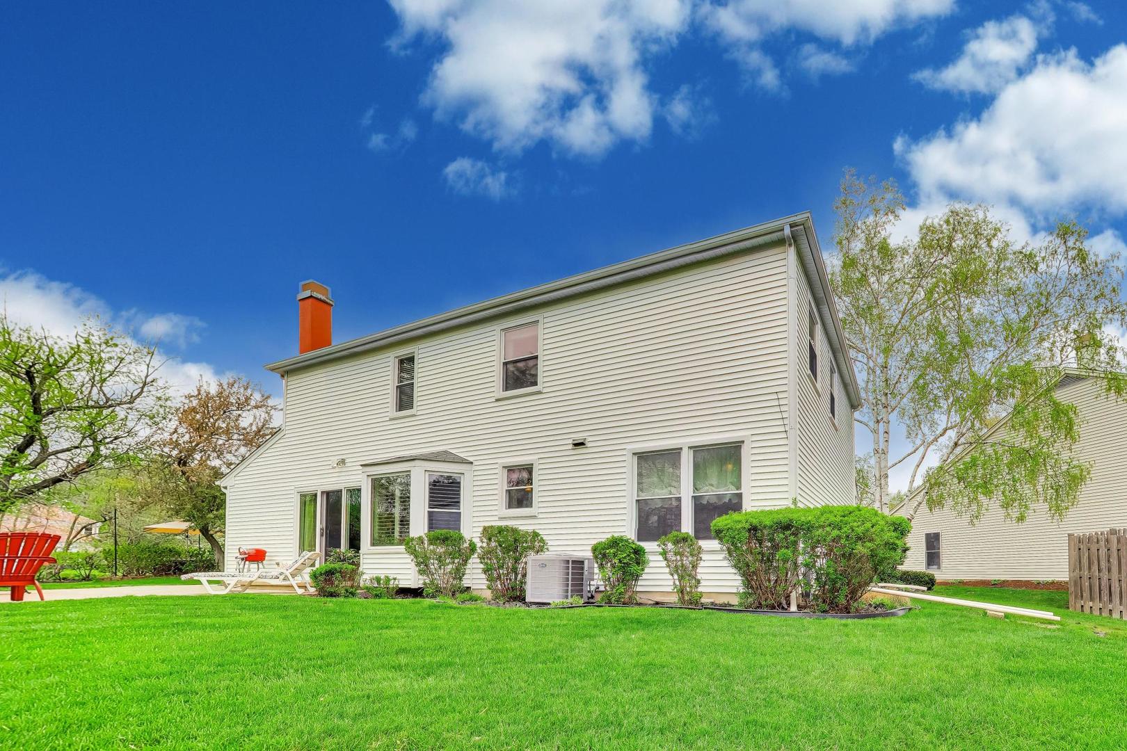 879 Saybrook Lane