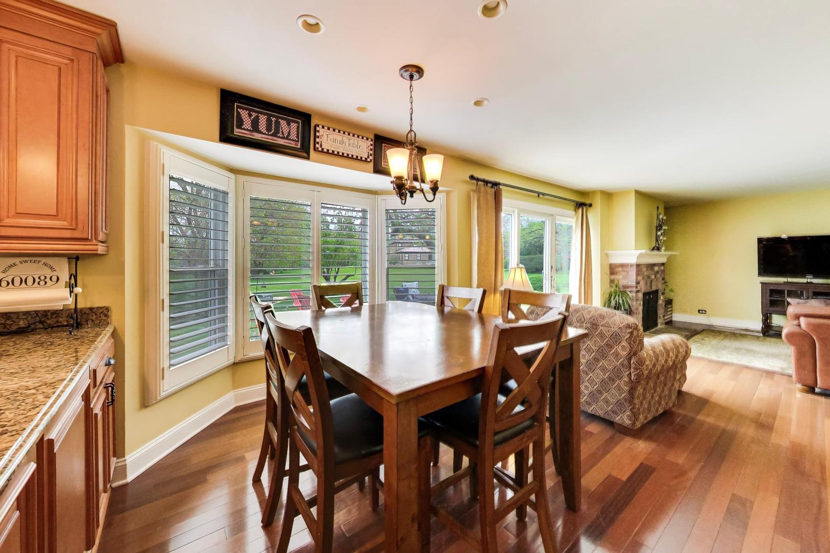 879 Saybrook Lane