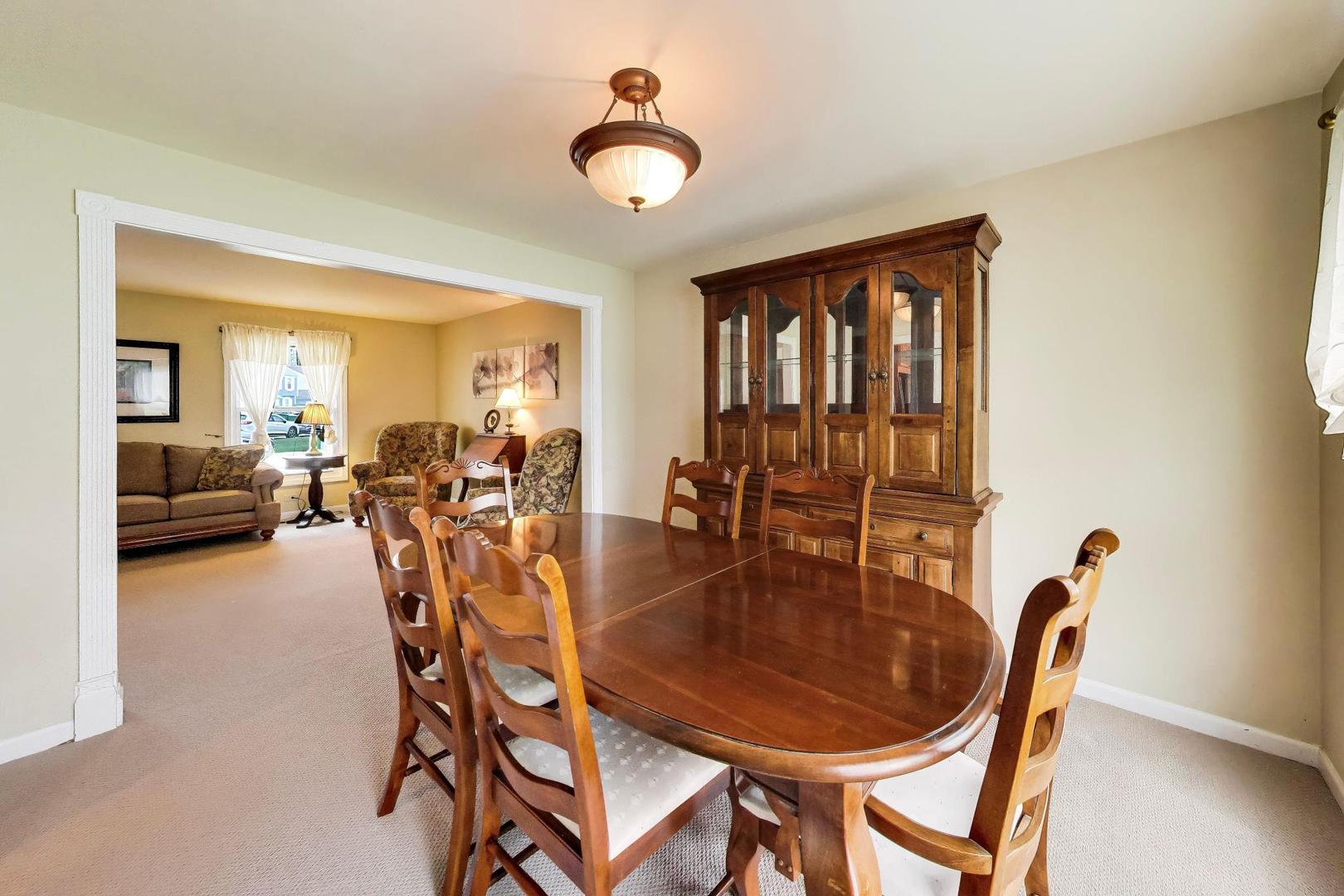 879 Saybrook Lane