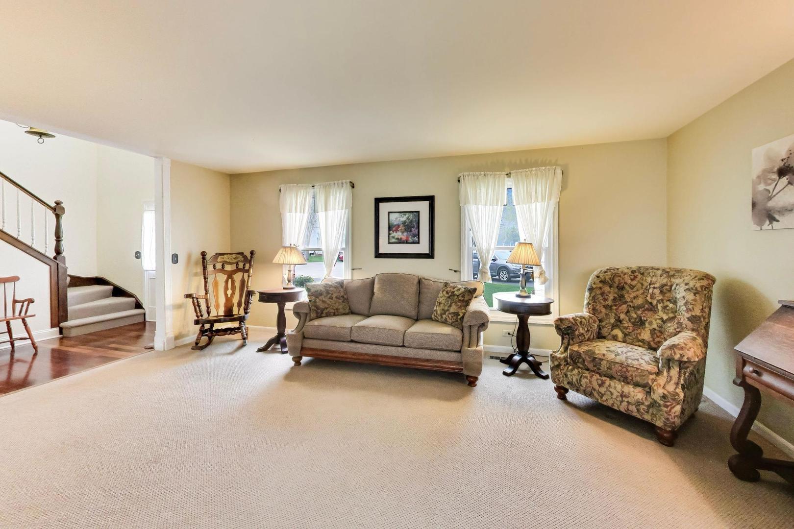 879 Saybrook Lane