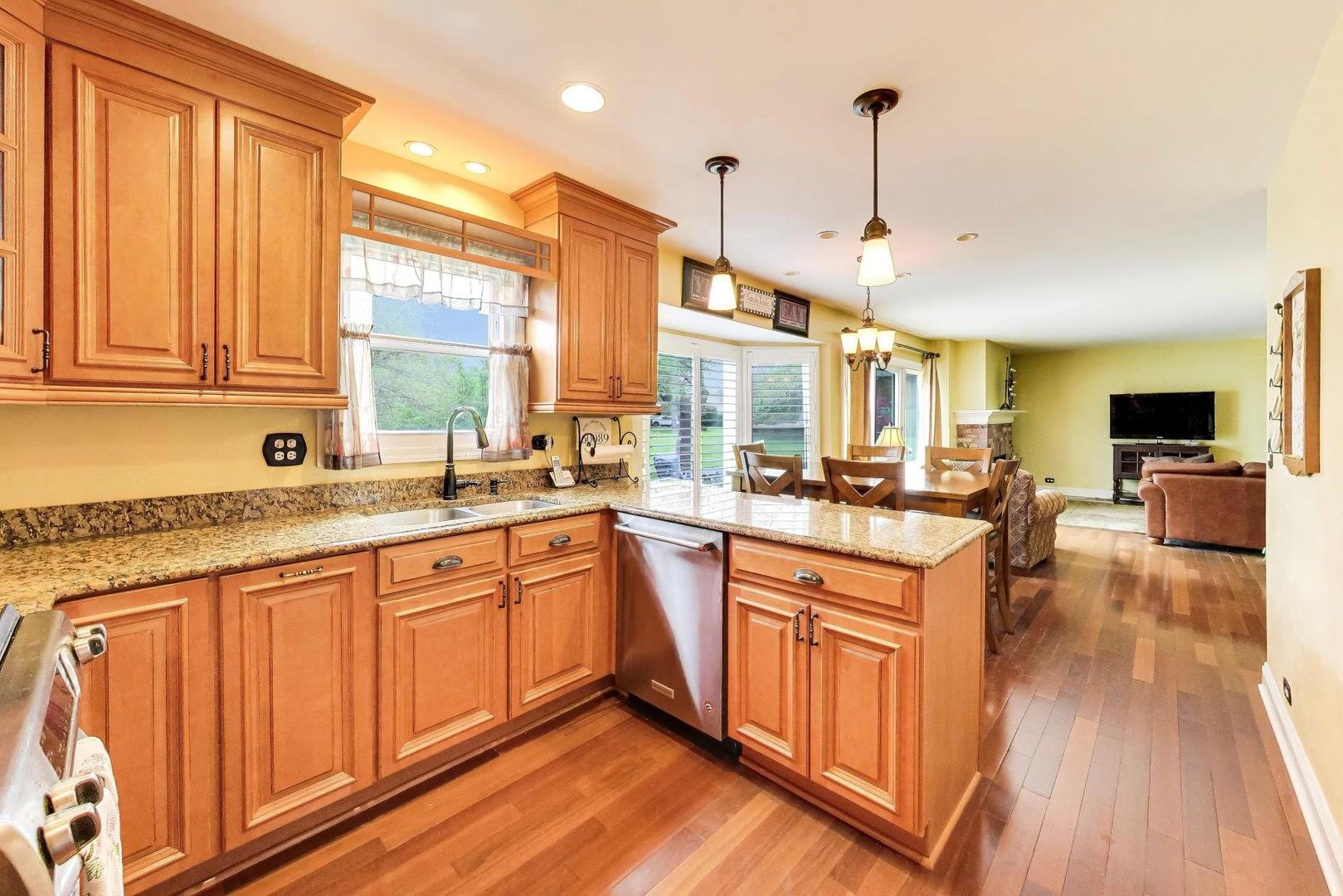 879 Saybrook Lane