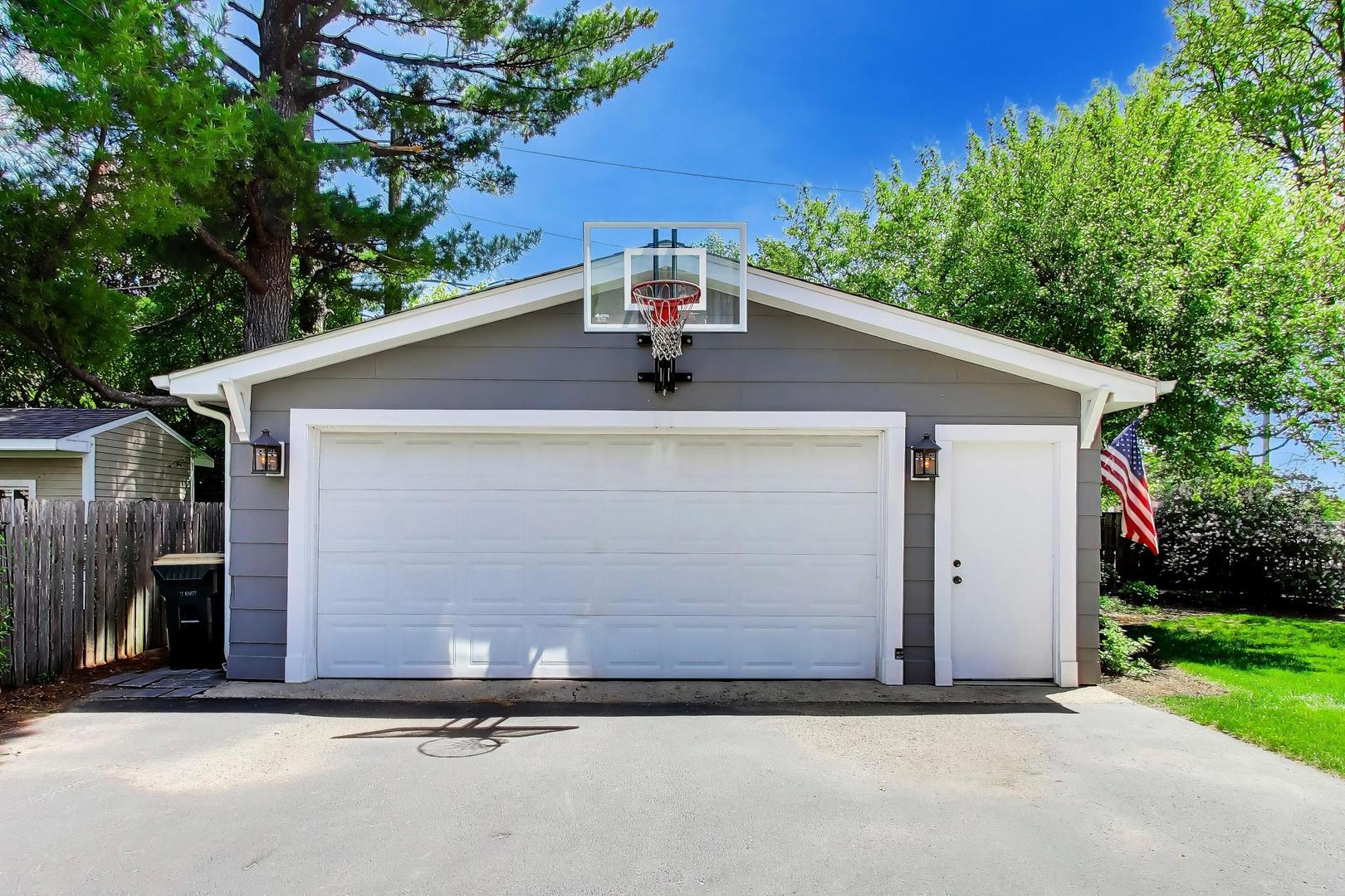203 N Haddow Avenue