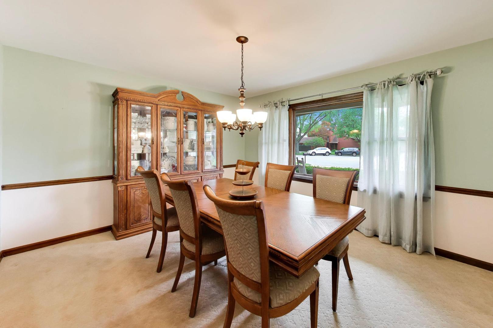 2302 Lisa Court