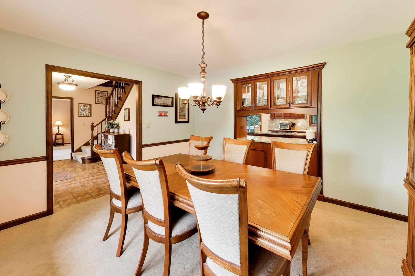 2302 Lisa Court