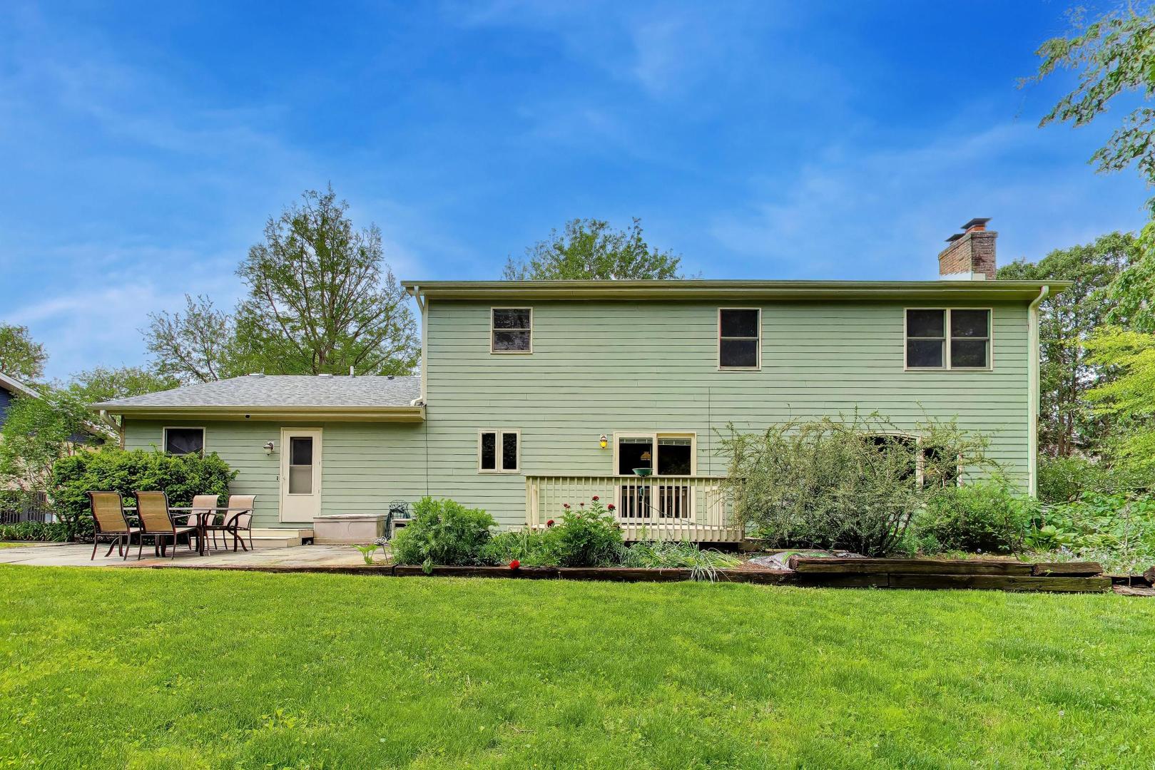 2302 Lisa Court