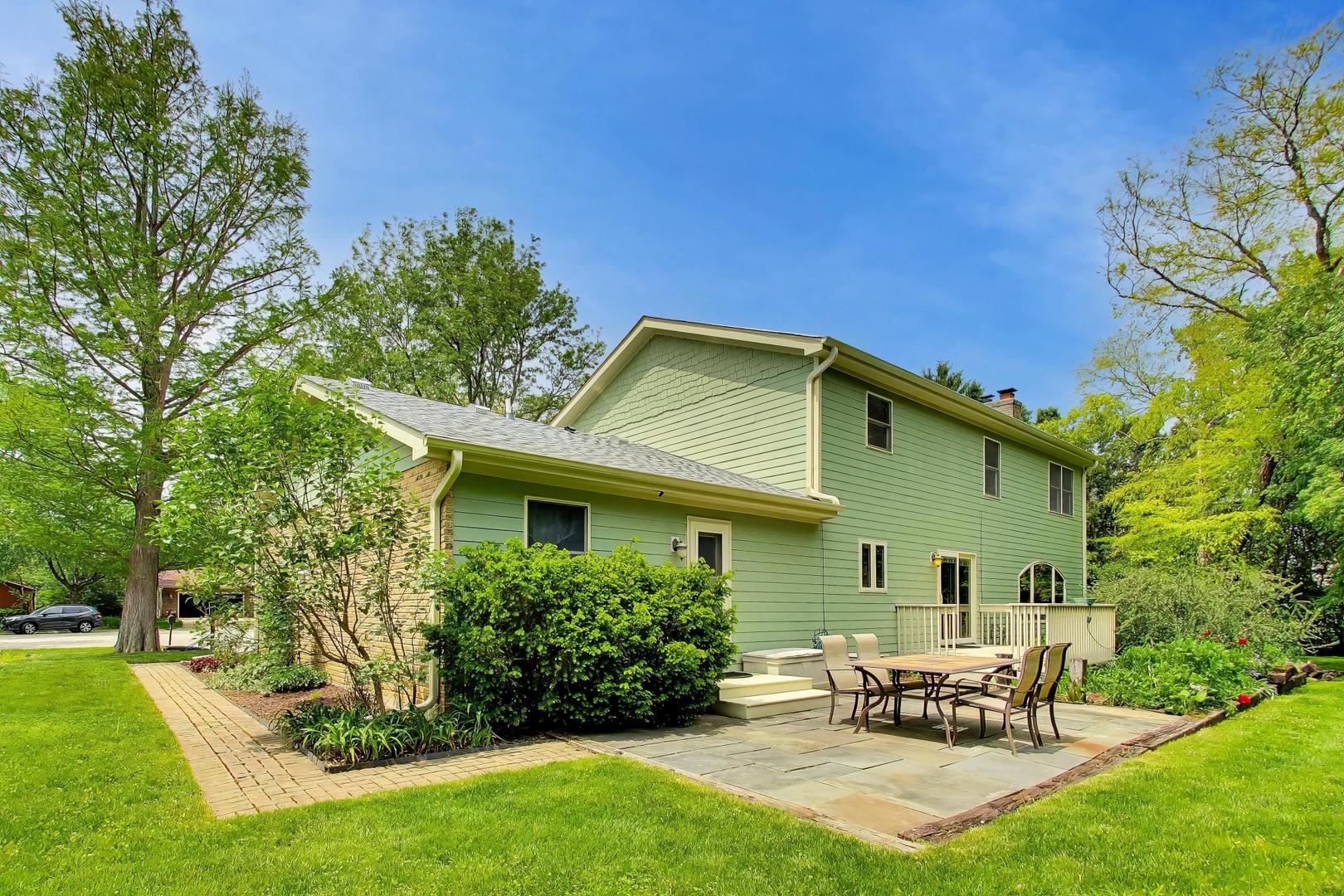 2302 Lisa Court