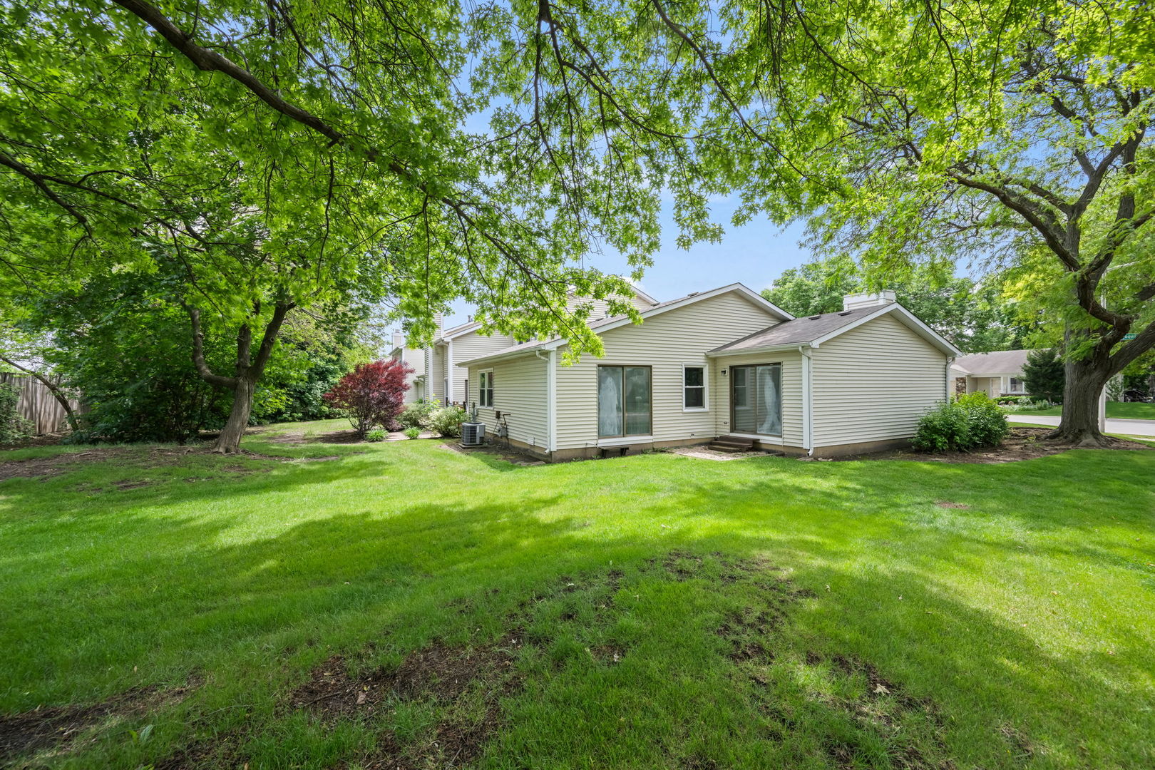948 Longboat Lane