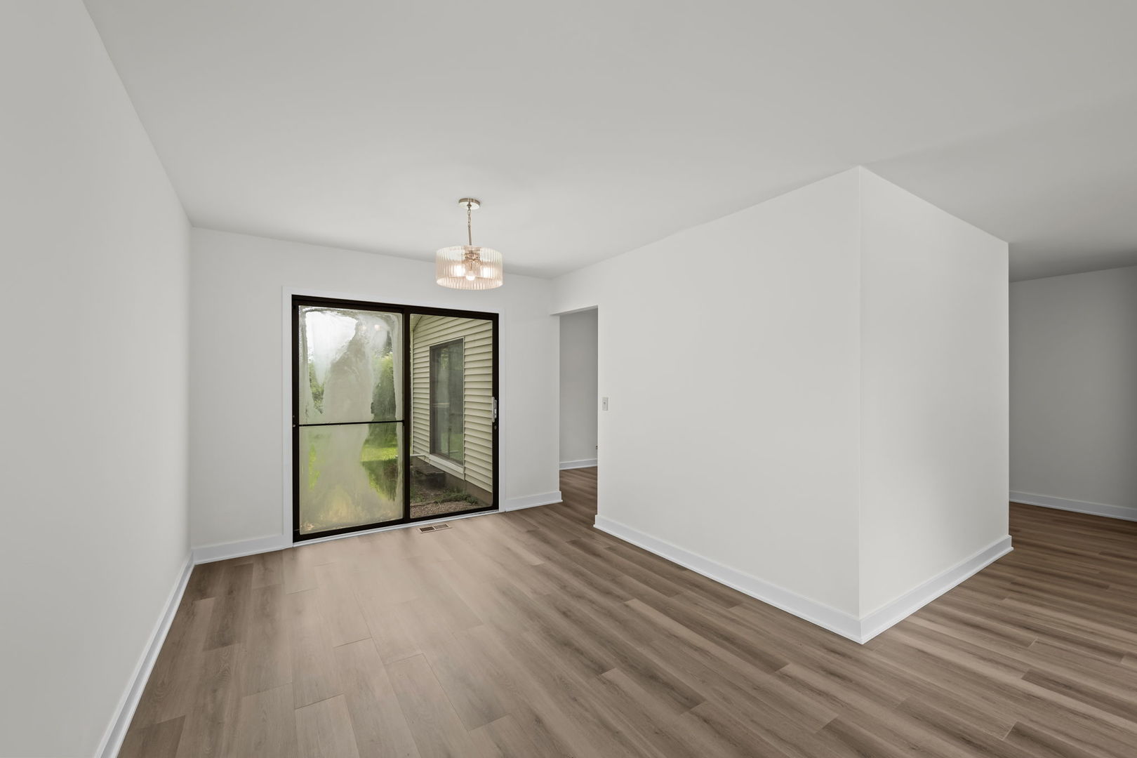 948 Longboat Lane