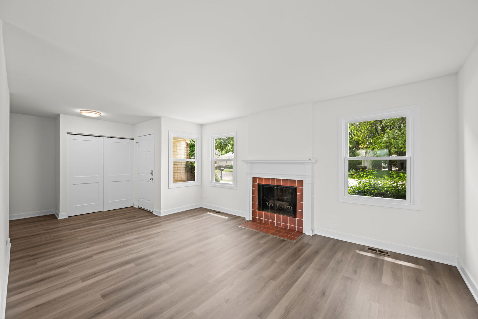 948 Longboat Lane