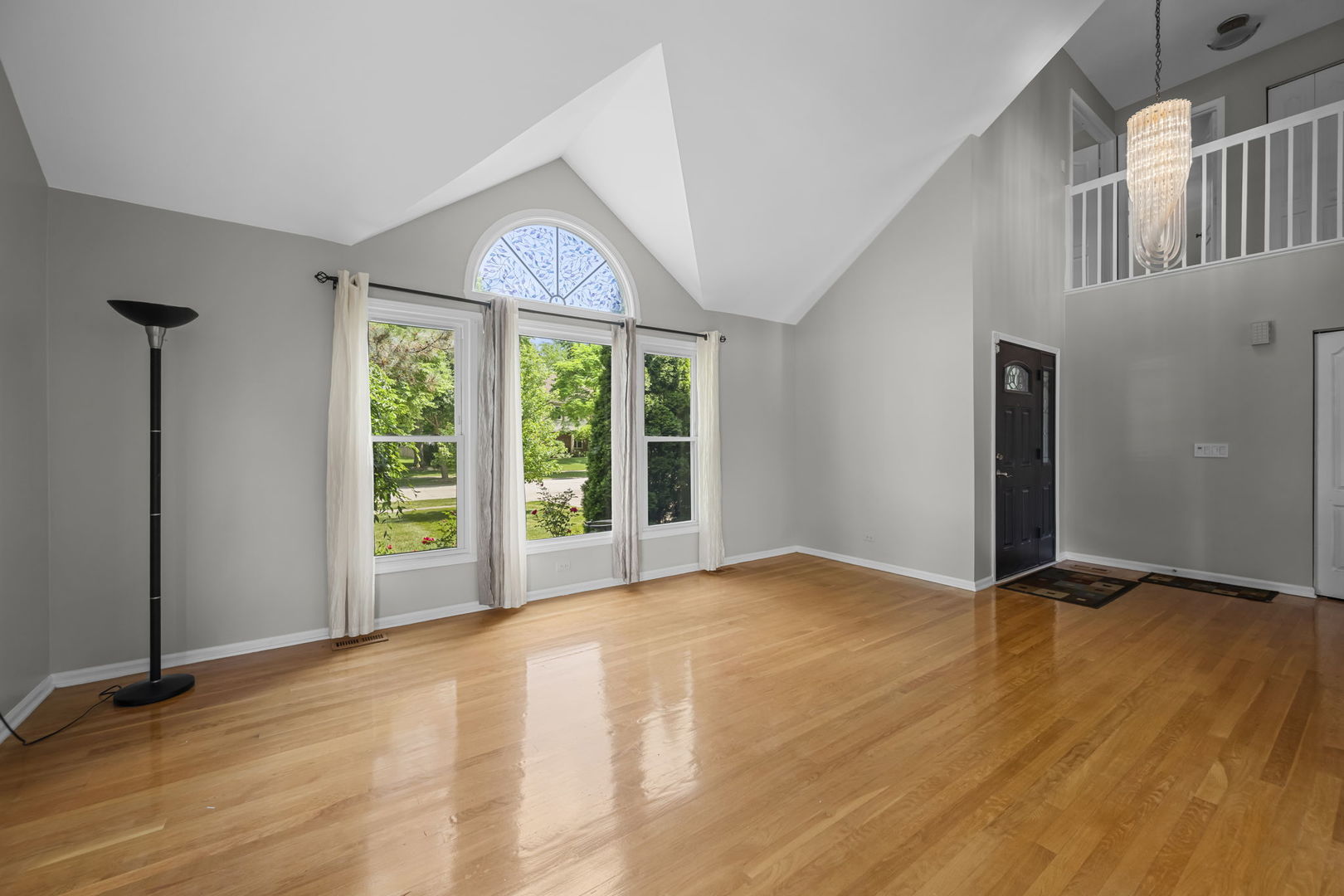 2955 Whispering Oaks Drive