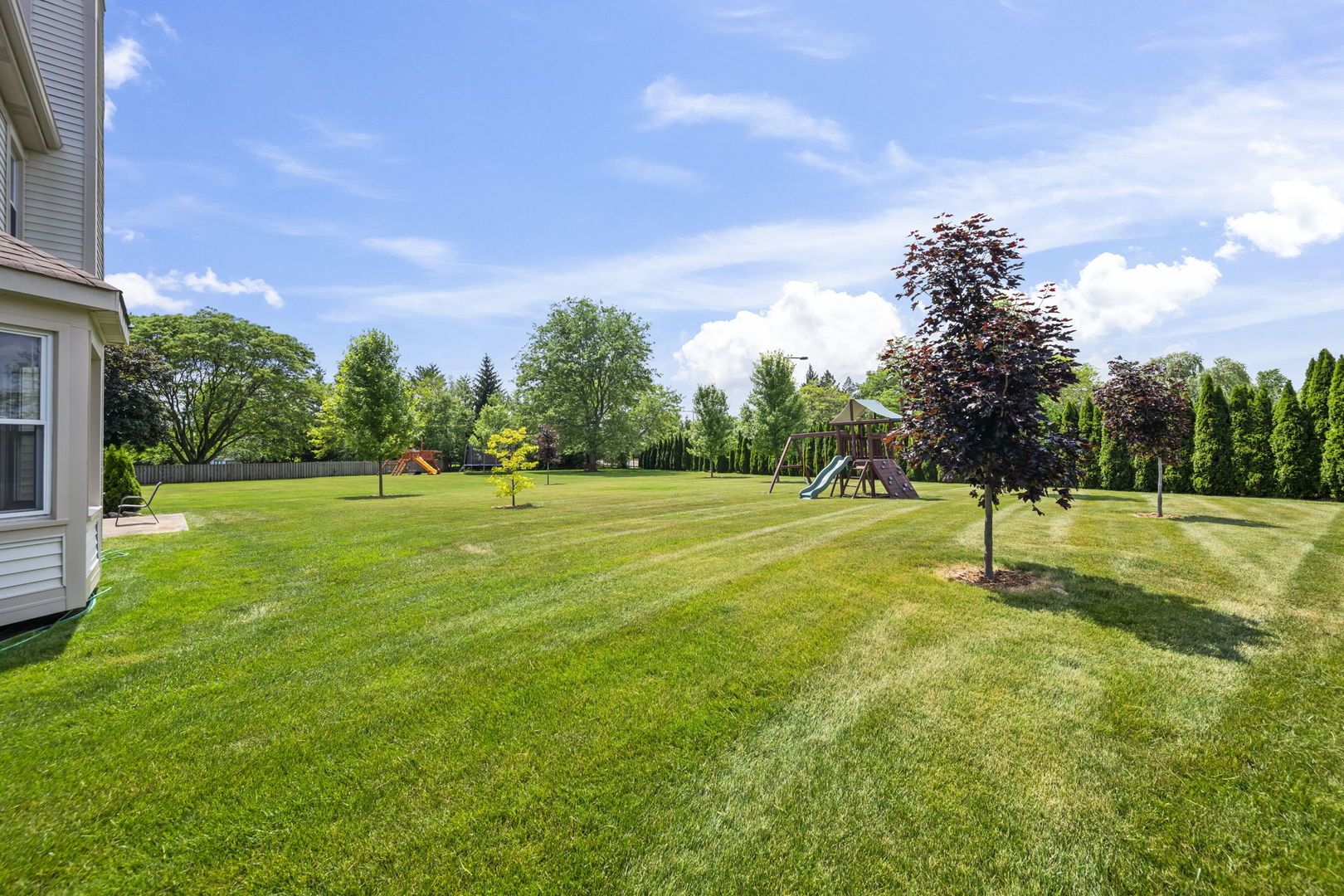 2955 Whispering Oaks Drive