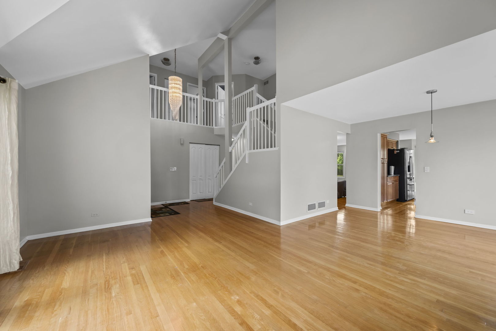 2955 Whispering Oaks Drive