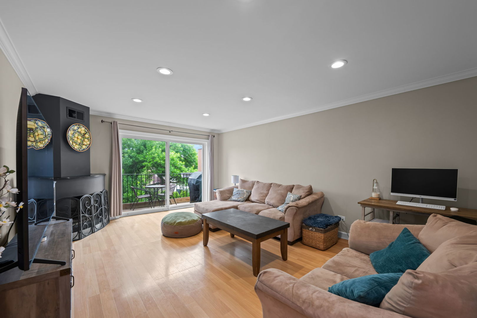 1575 Sandpebble Drive Unit: 337