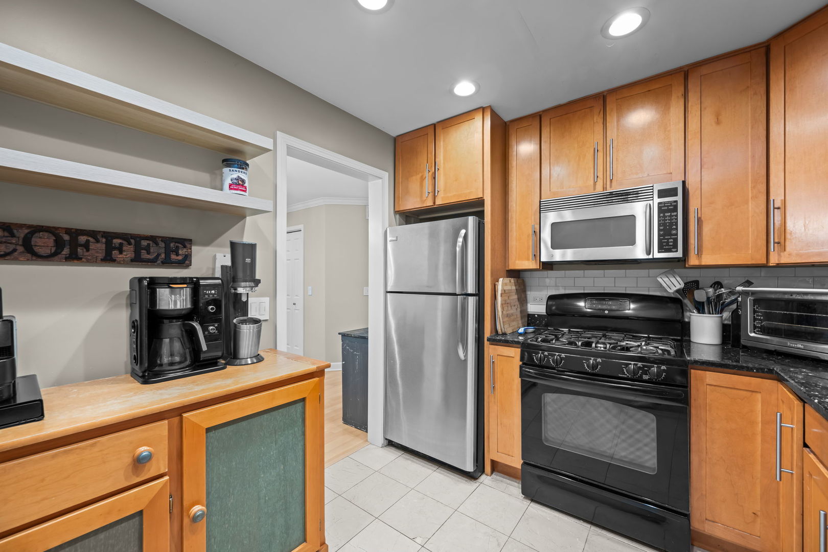 1575 Sandpebble Drive Unit: 337