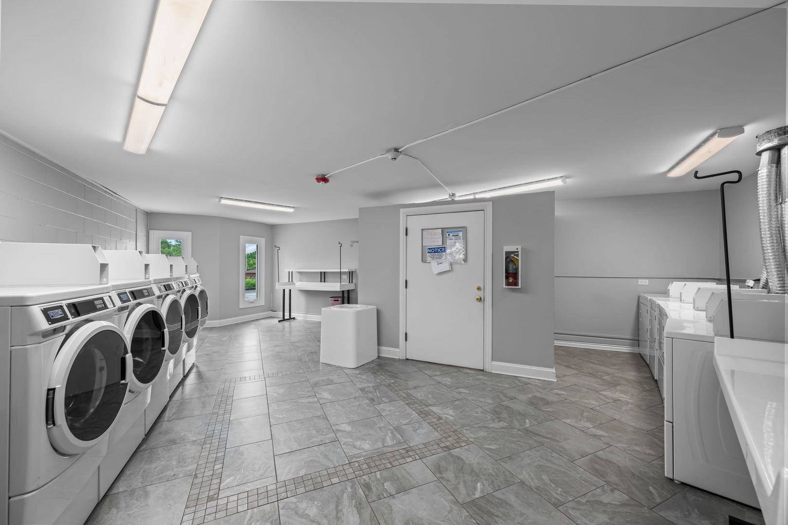 1575 Sandpebble Drive Unit: 337