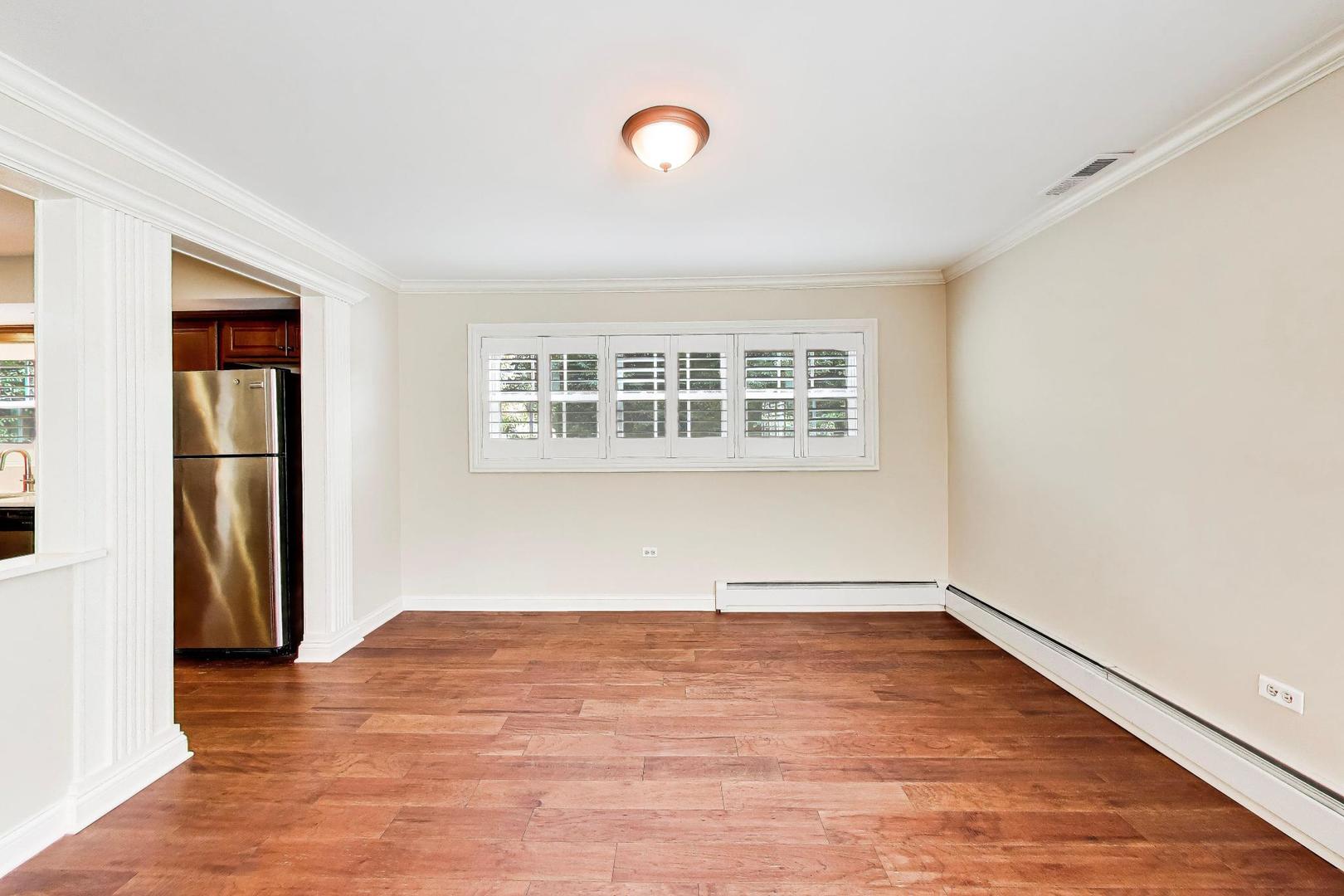 1530 E Northwest Highway Unit: 2A