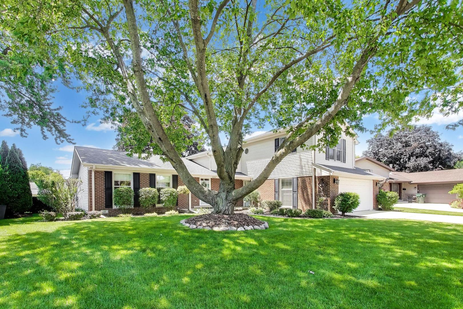 2006 N Elizabeth Drive