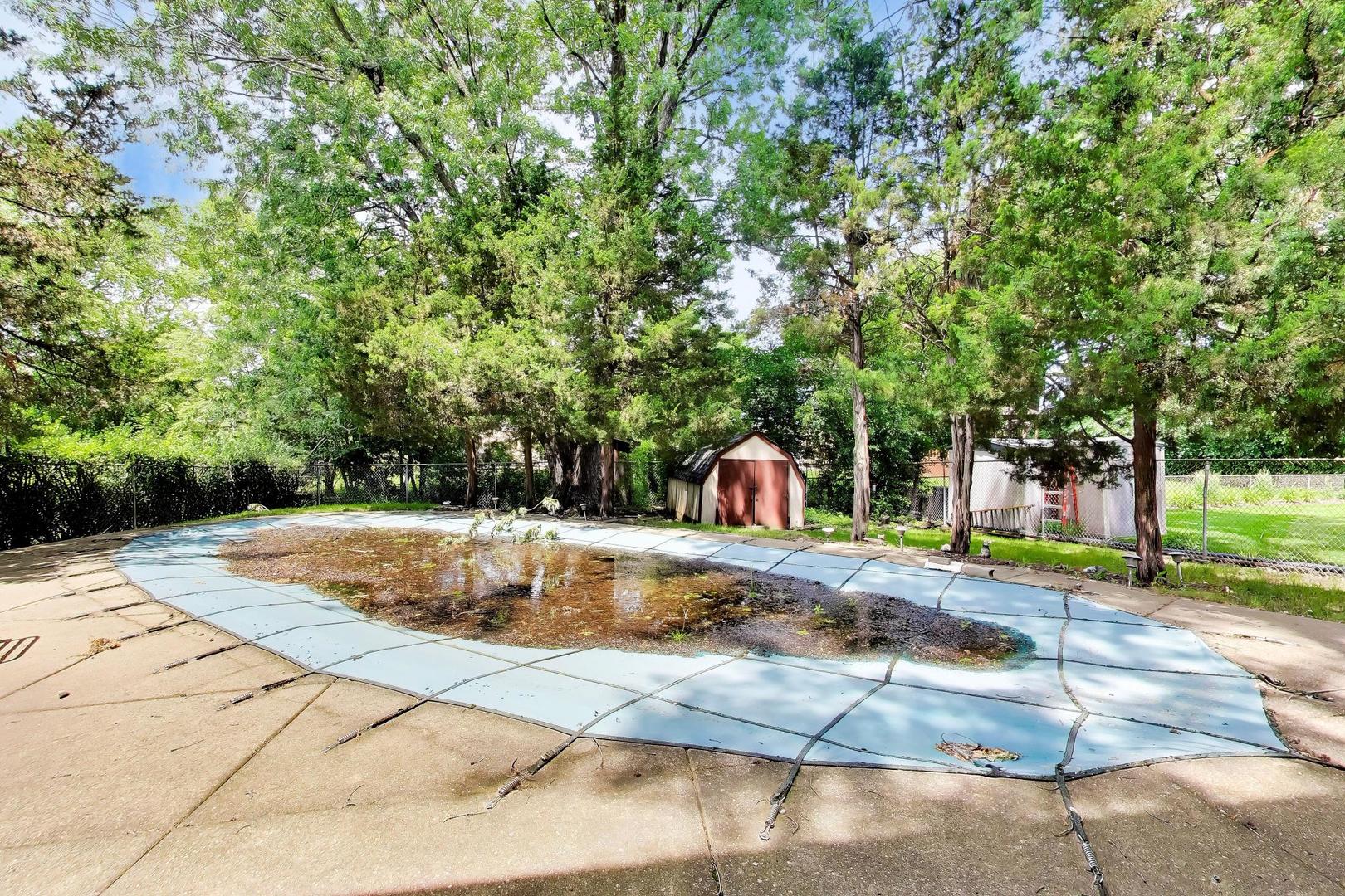 1014 E Crabtree Drive