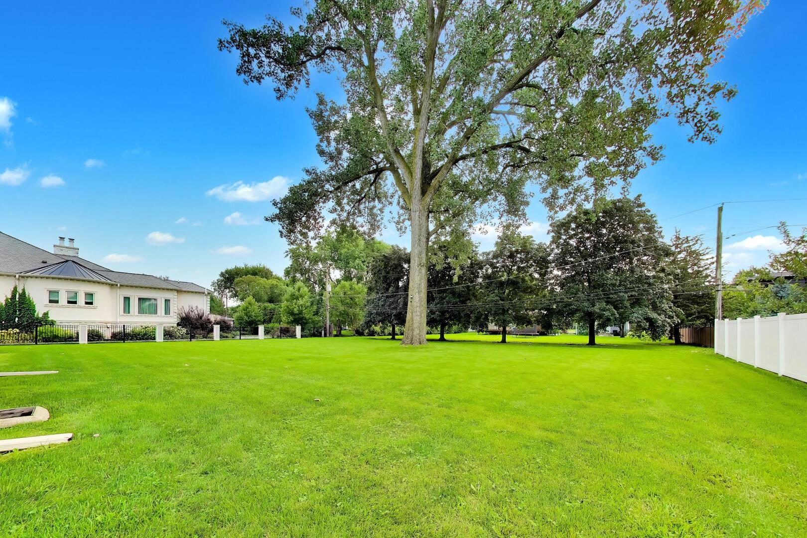 2311 N Arlington Heights Road