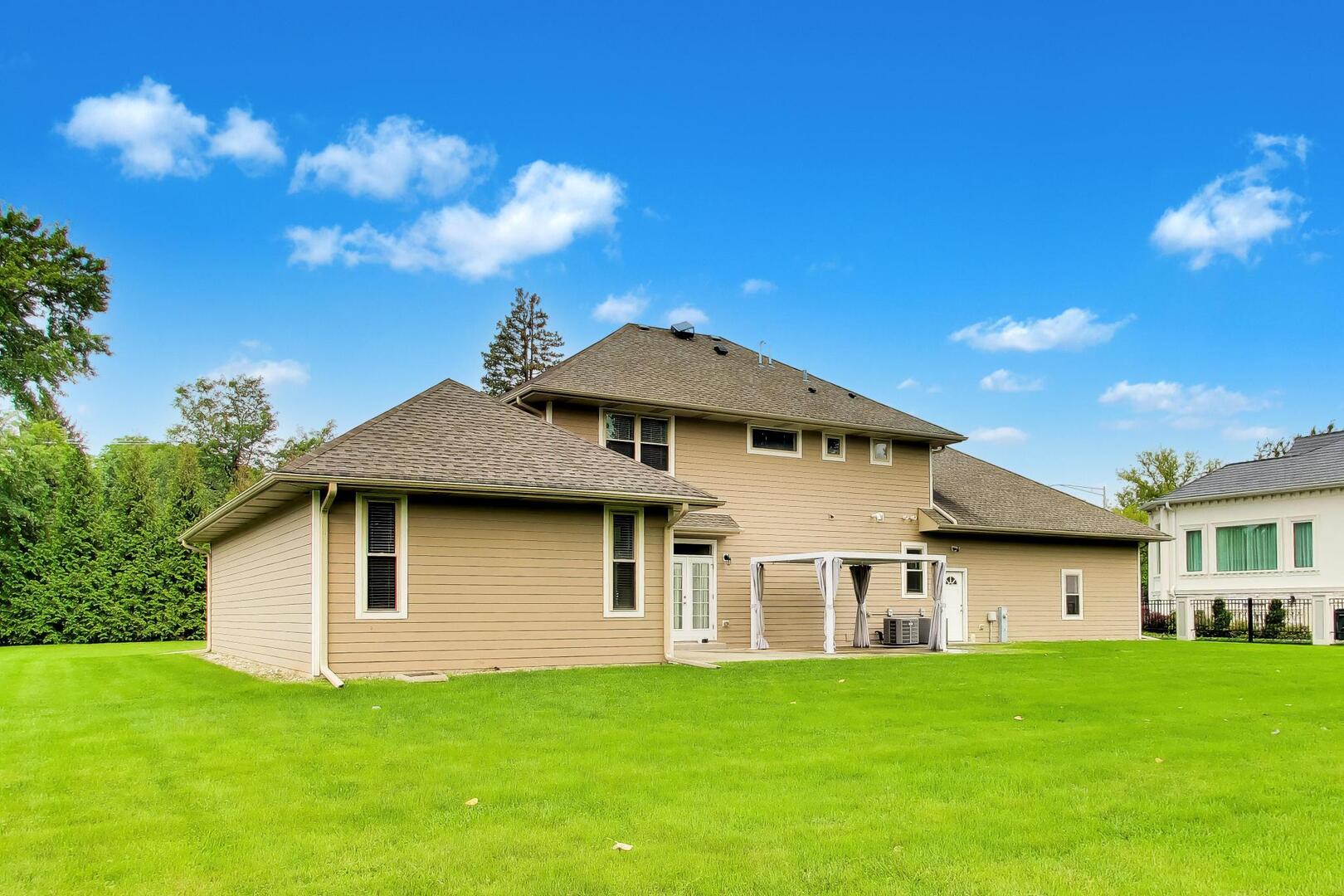 2311 N Arlington Heights Road