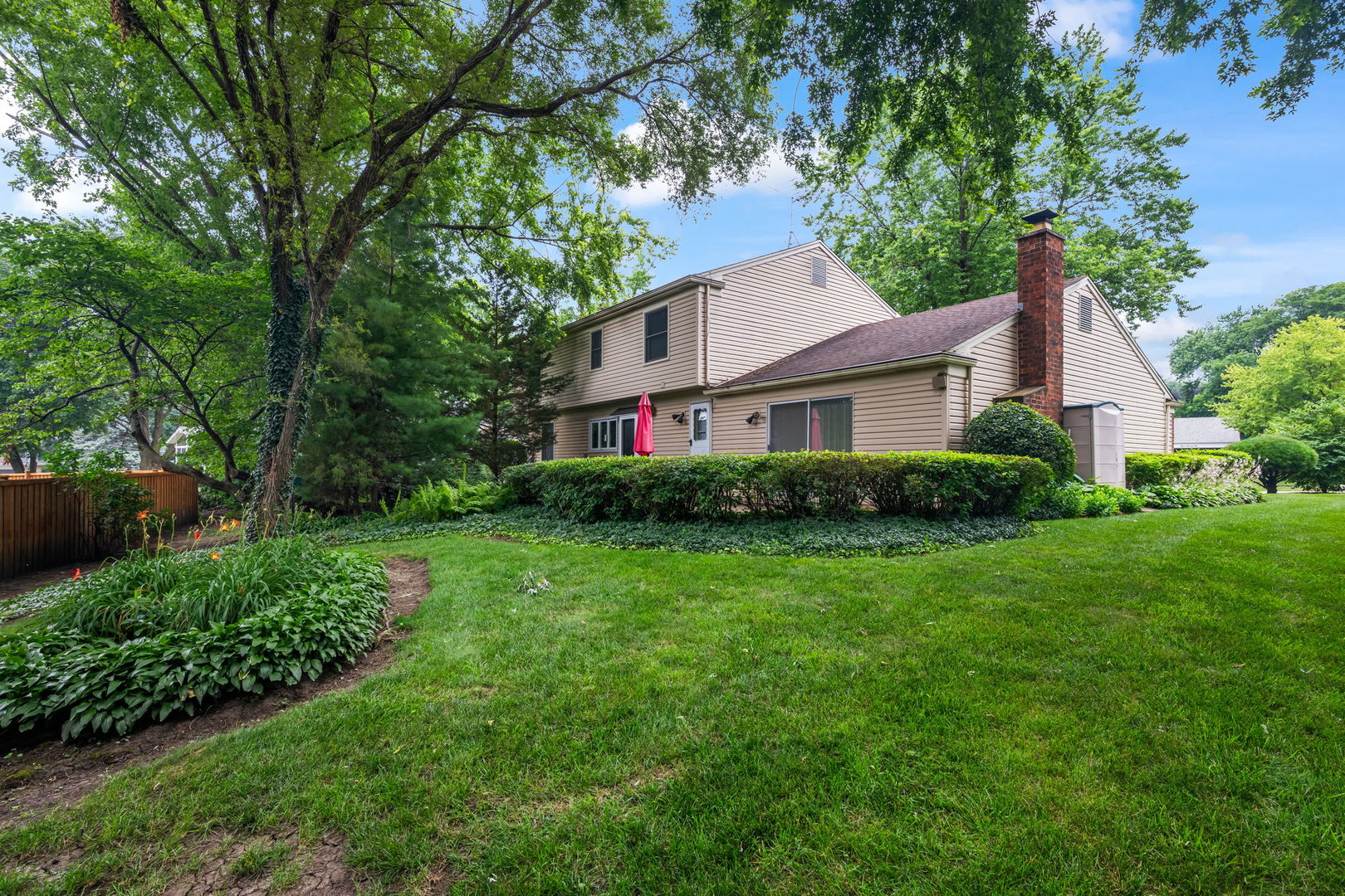 321 Ambleside Drive