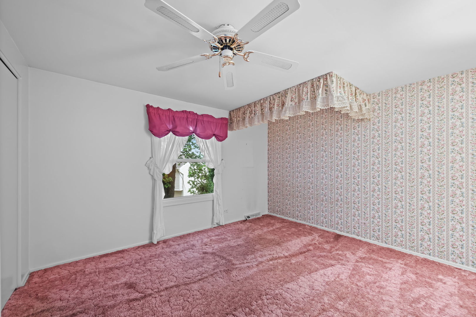 321 Ambleside Drive