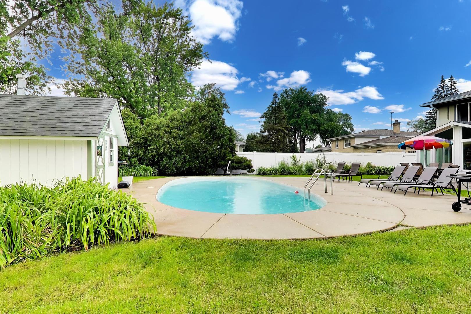 801 E Golfview Drive