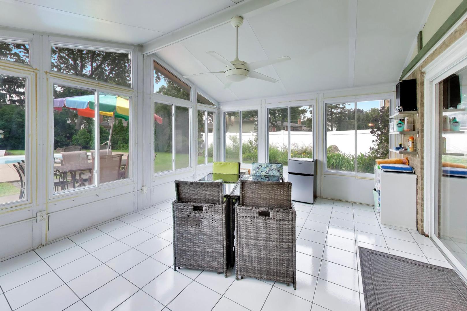 801 E Golfview Drive