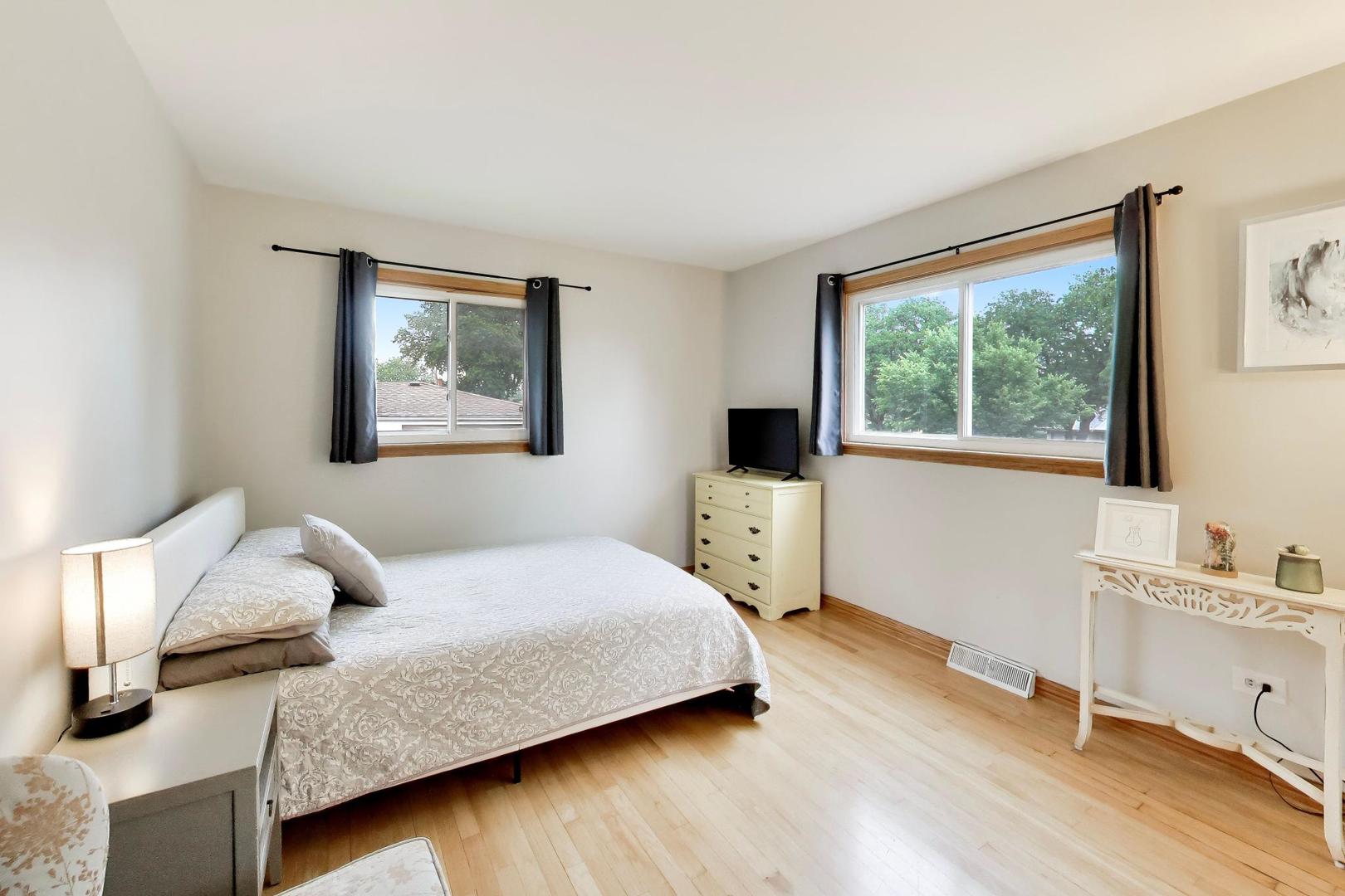 801 E Golfview Drive