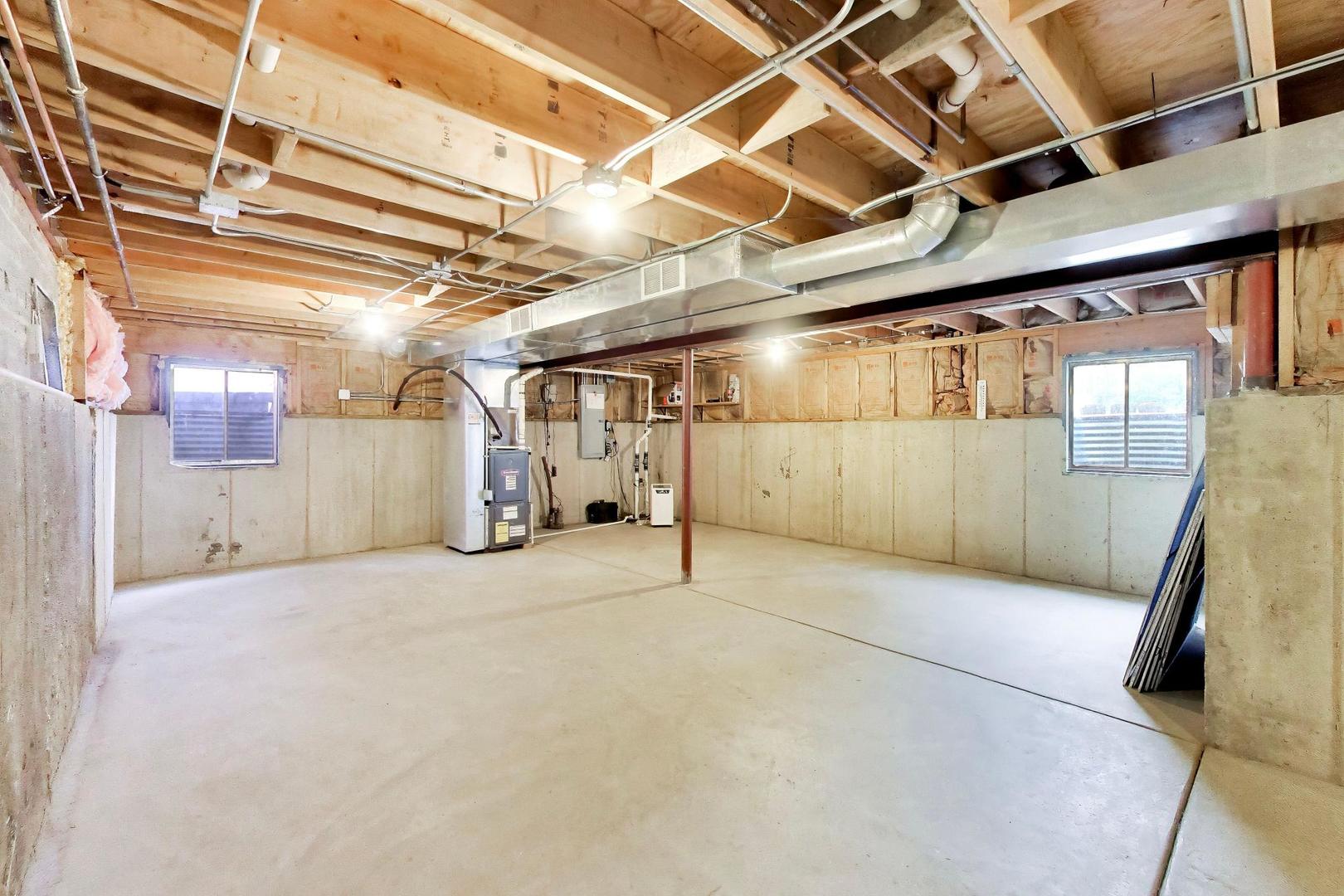 801 E Golfview Drive