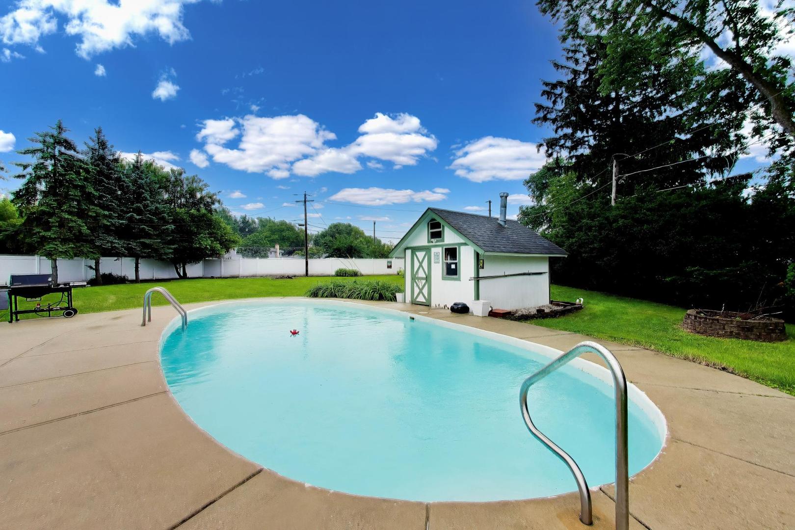 801 E Golfview Drive