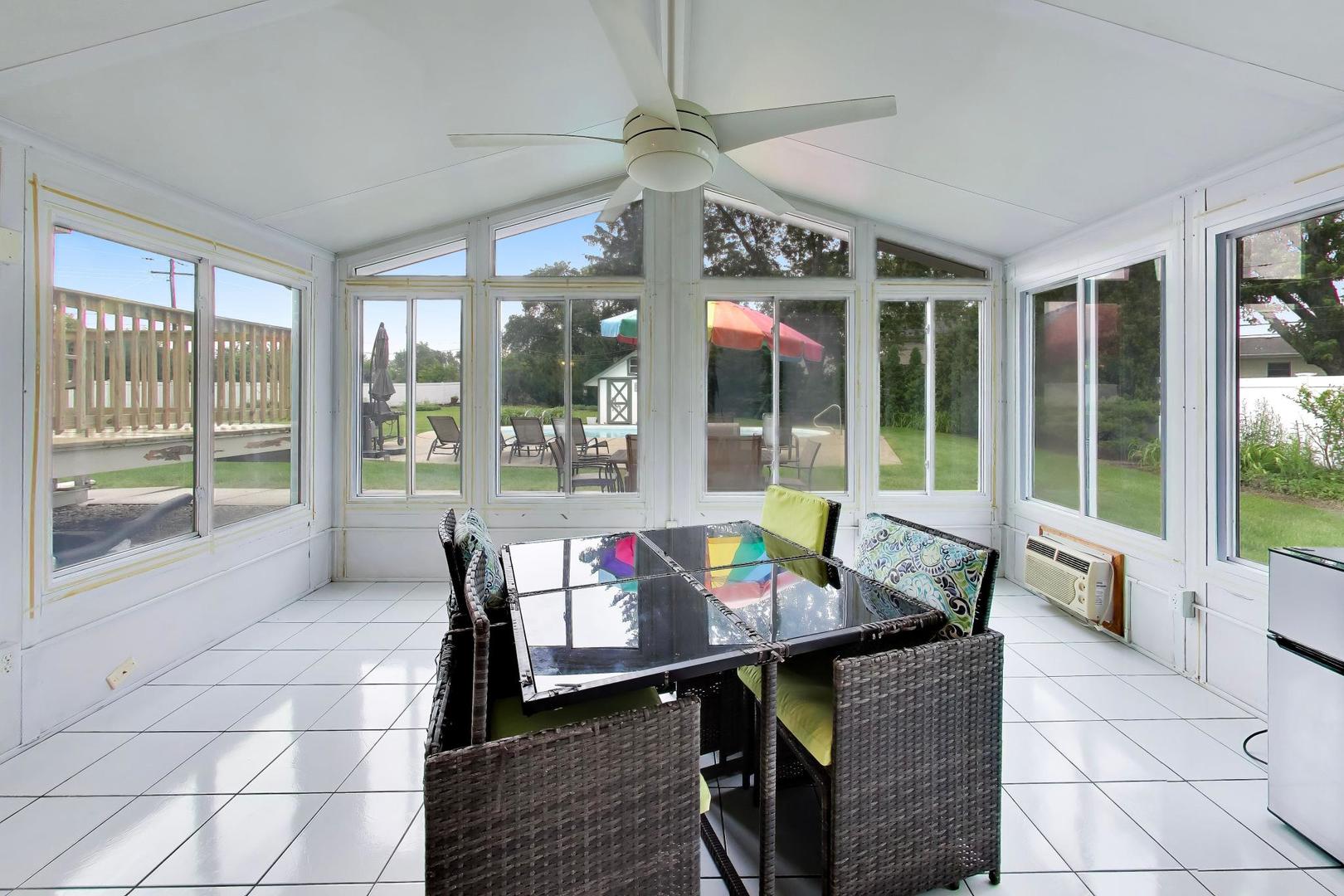 801 E Golfview Drive