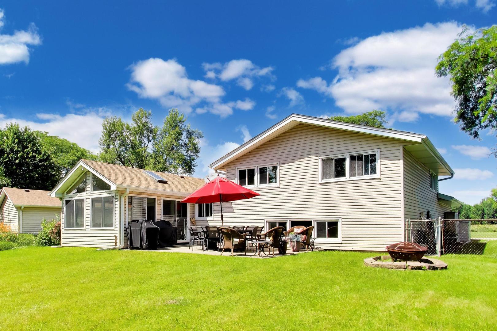 1113 W Weathersfield Way