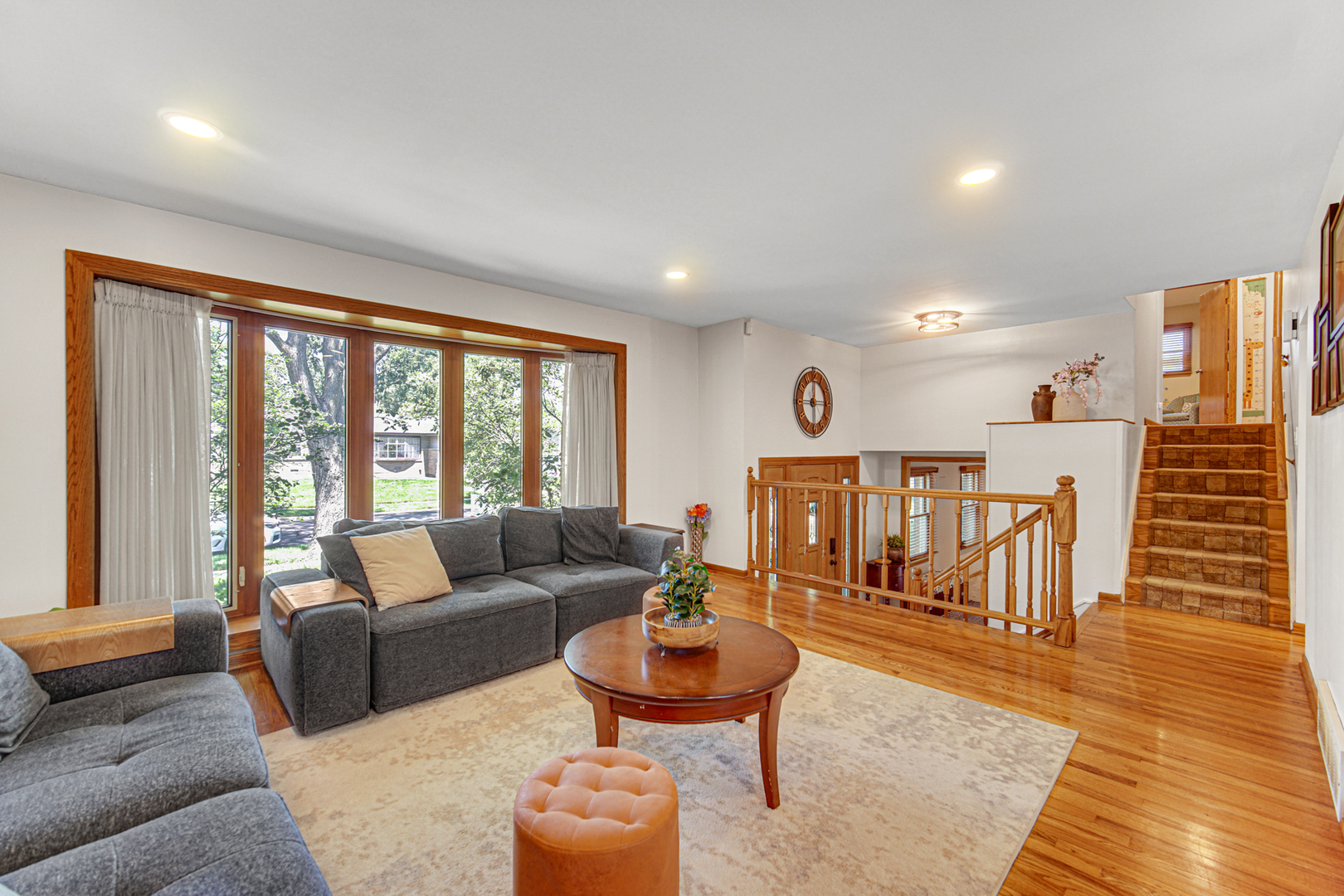 1449 E Joan Drive
