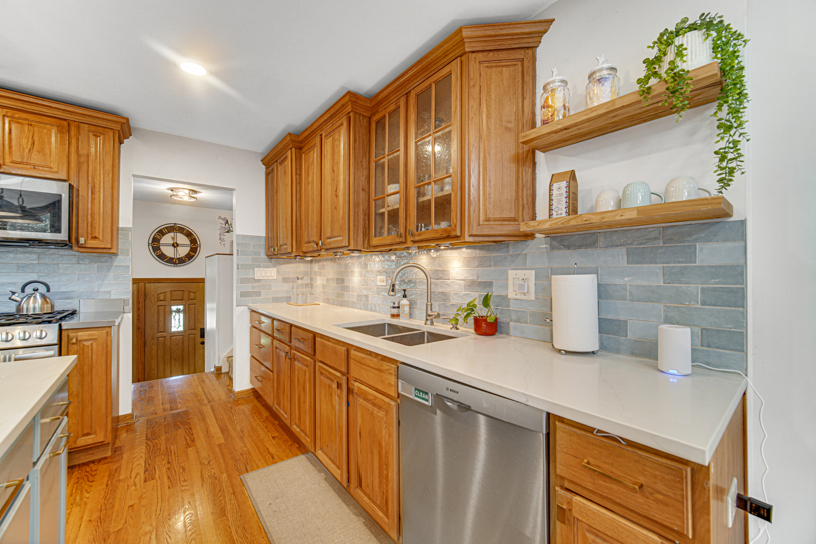 1449 E Joan Drive