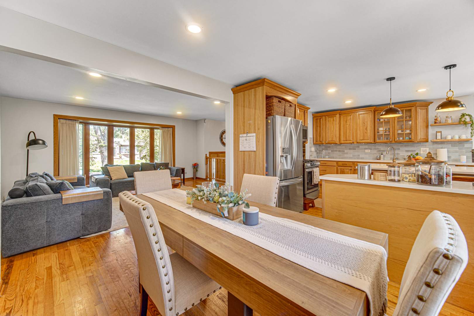 1449 E Joan Drive