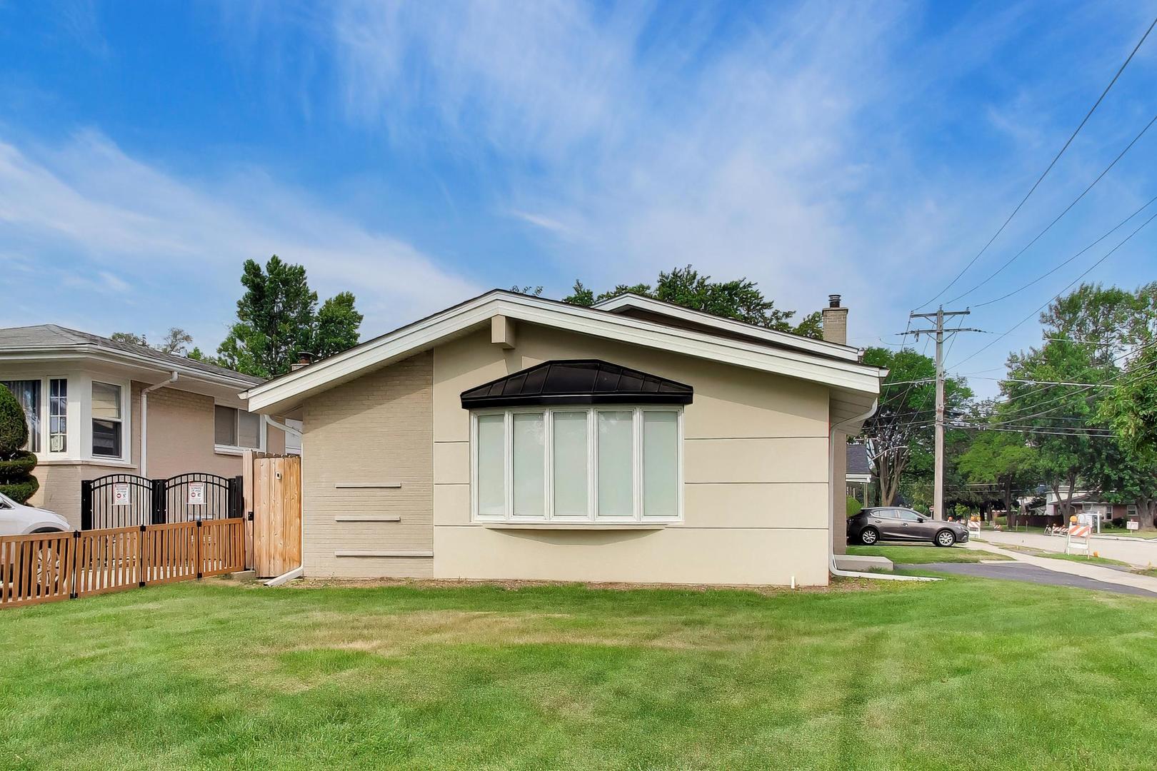 3 W White Oak Street