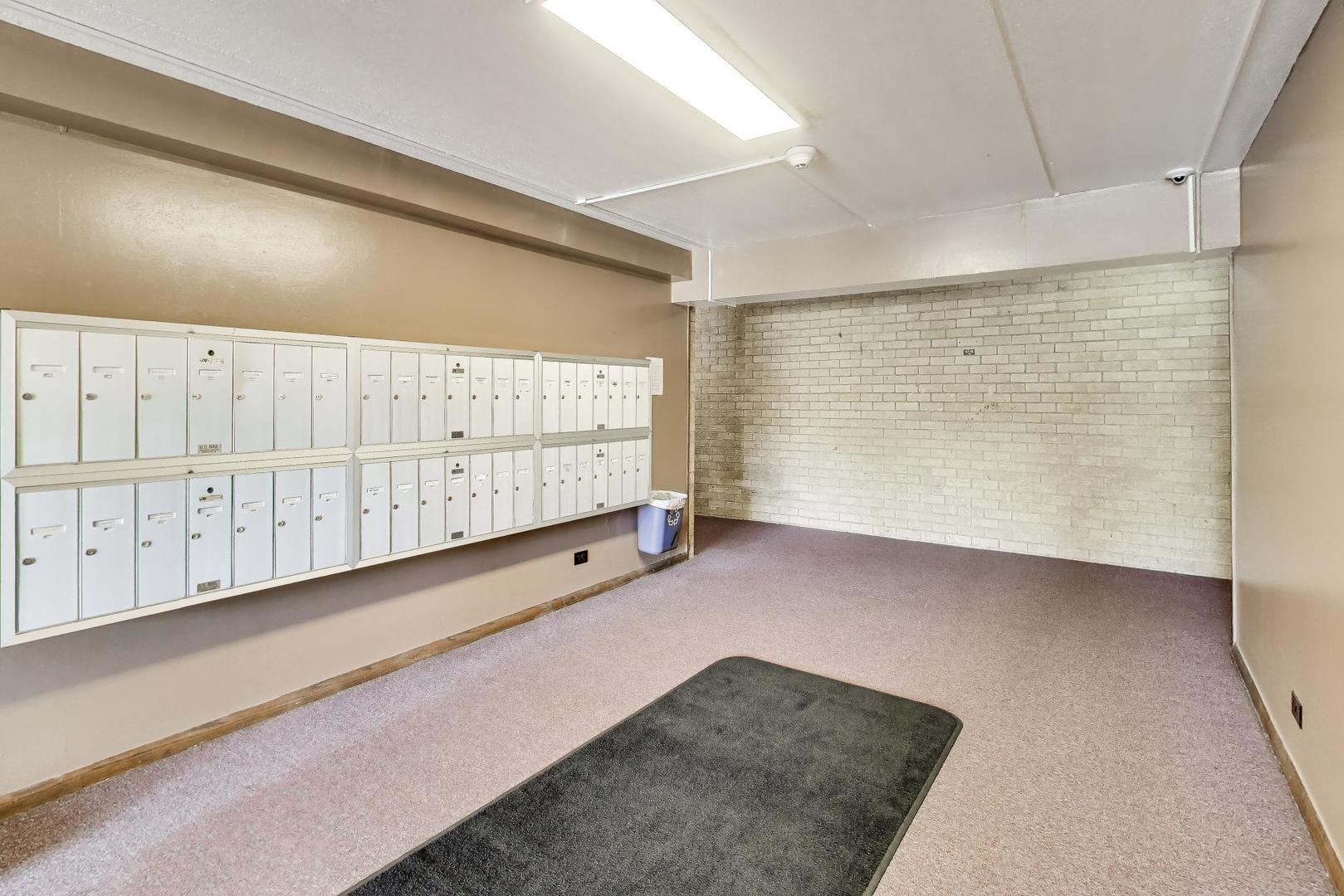 919 N Boxwood Drive Unit: 108
